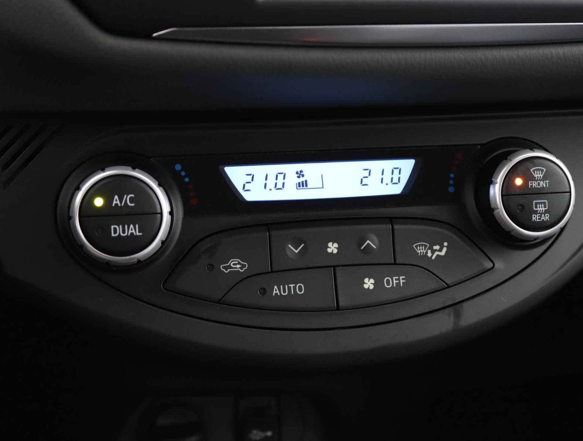 Toyota Yaris 1.5 Hybrid Active | Cruise controle | Camera | Climate controle | Rijstrook sensor | - 7/47