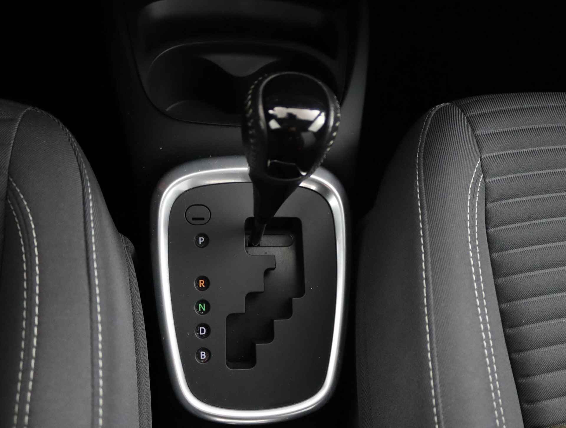 Toyota Yaris 1.5 Hybrid Active | Cruise controle | Camera | Climate controle | Rijstrook sensor | - 25/47