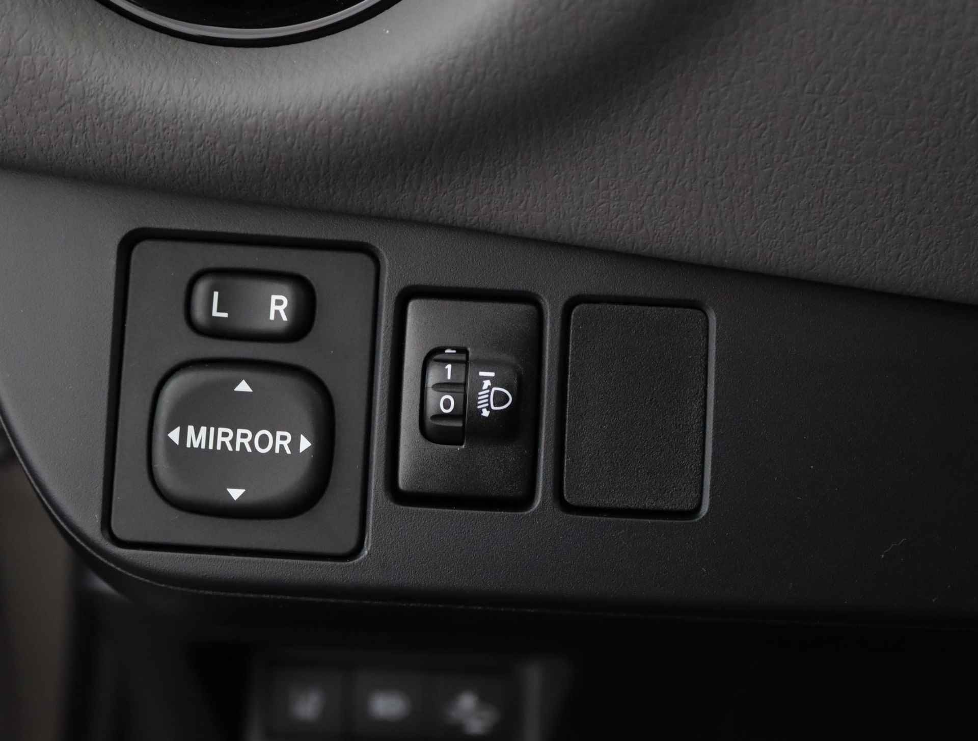 Toyota Yaris 1.5 Hybrid Active | Cruise controle | Camera | Climate controle | Rijstrook sensor | - 27/47