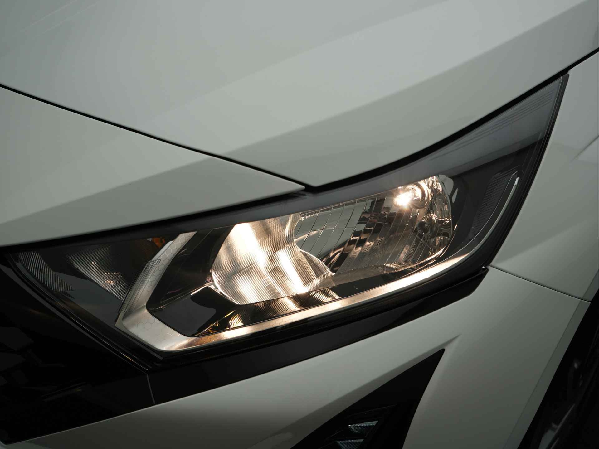 Hyundai i20 1.0 T-GDI Comfort Met Apple Carplay Navigatie, Airconditioning en Lichtmetalen velgen Uit voorraad leverbaar - 19/32
