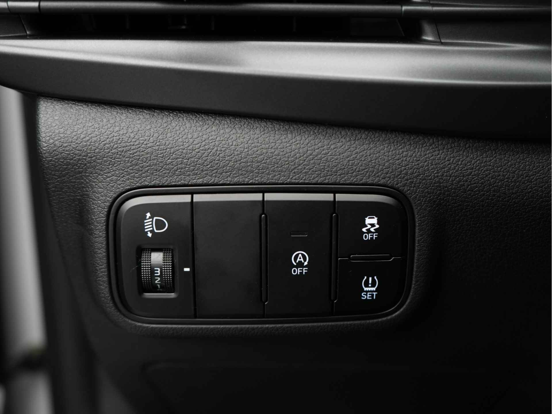 Hyundai i20 1.0 T-GDI Comfort Met Apple Carplay Navigatie, Airconditioning en Lichtmetalen velgen Uit voorraad leverbaar - 31/32