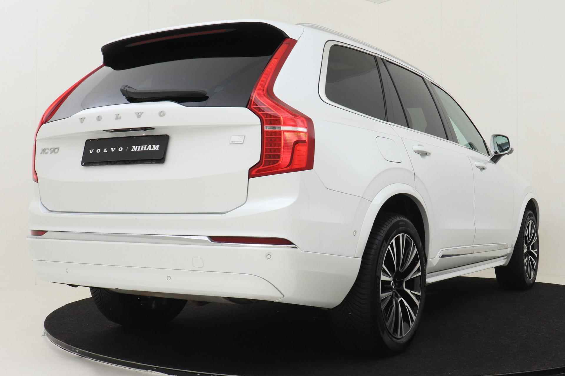 Volvo XC90 T8 AWD RECHARGE ULTIMATE BRIGHT -PANO.DAK|360°CAM|HK-AUDIO|TREKHAAK|ALL SEASON BANDEN - 4/54