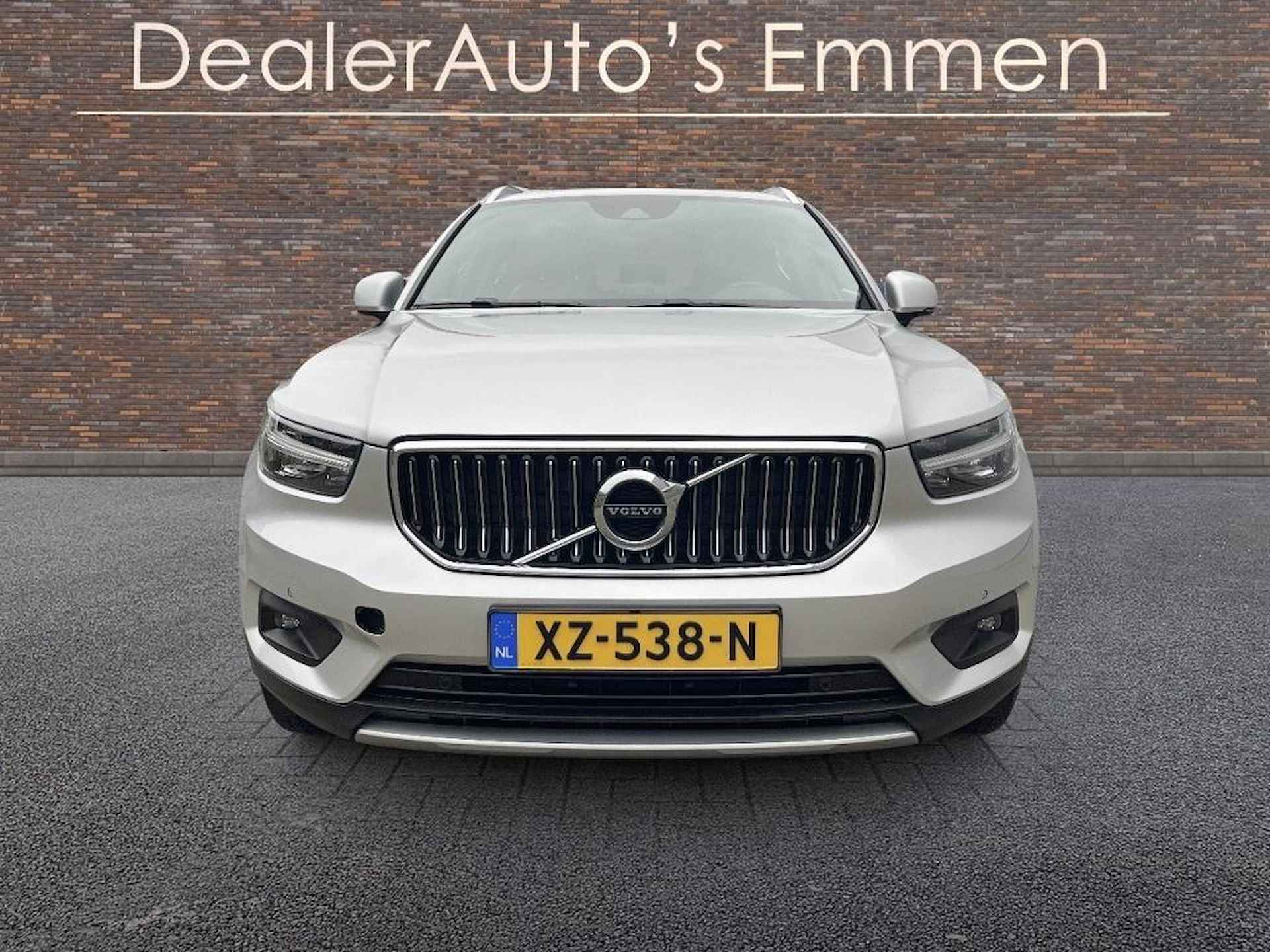 Volvo XC40 2.0 D3 INSCRIPTION LEDER LED LMV NAVIGATIE - 8/33