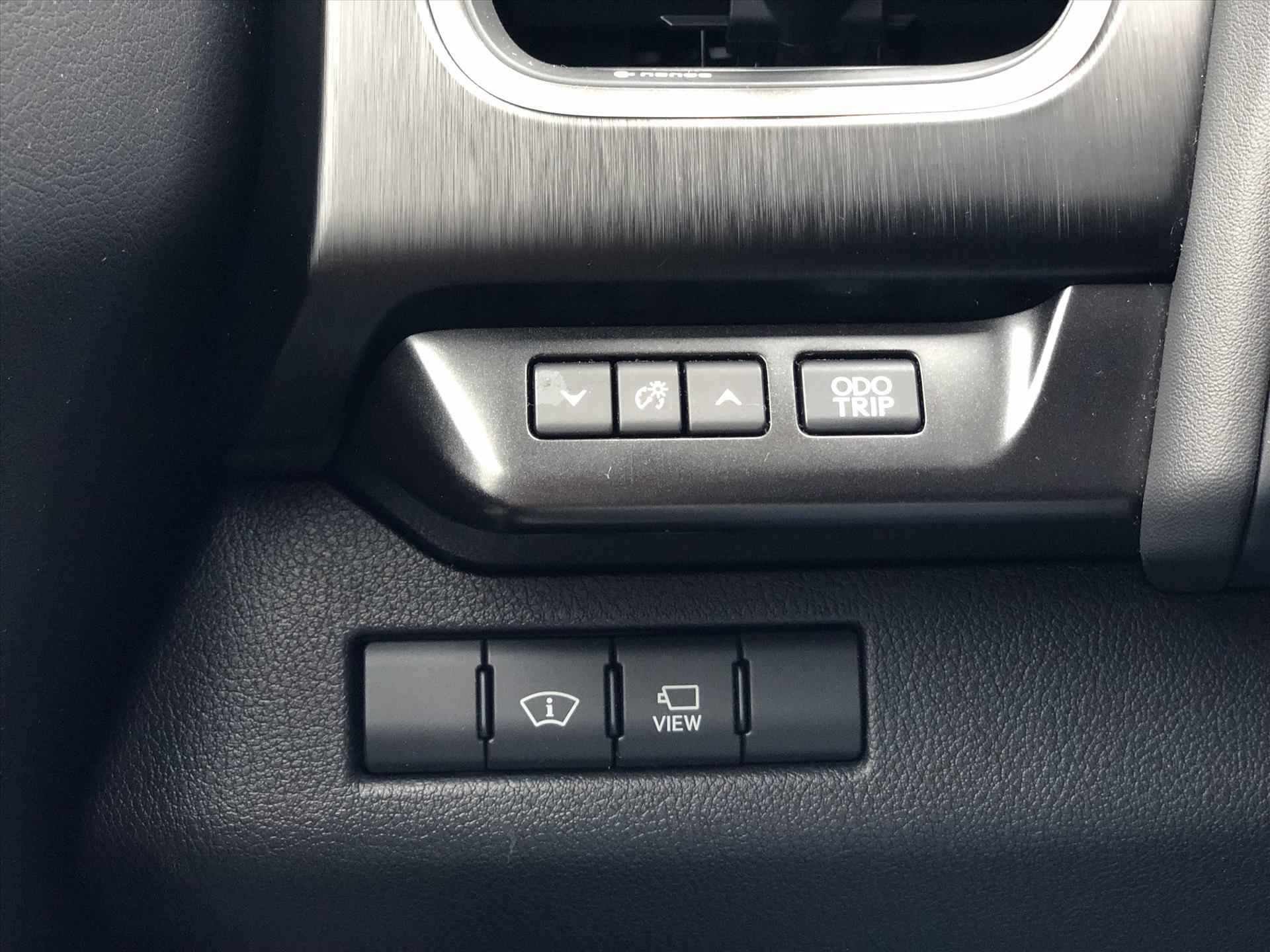 Lexus Ux 250h Executive Line | Head Up Display, Leer, Geheugenfunctie, Elektrische achterklep, 360 Camera, Groot scherm, Stoelventilatie - 30/42