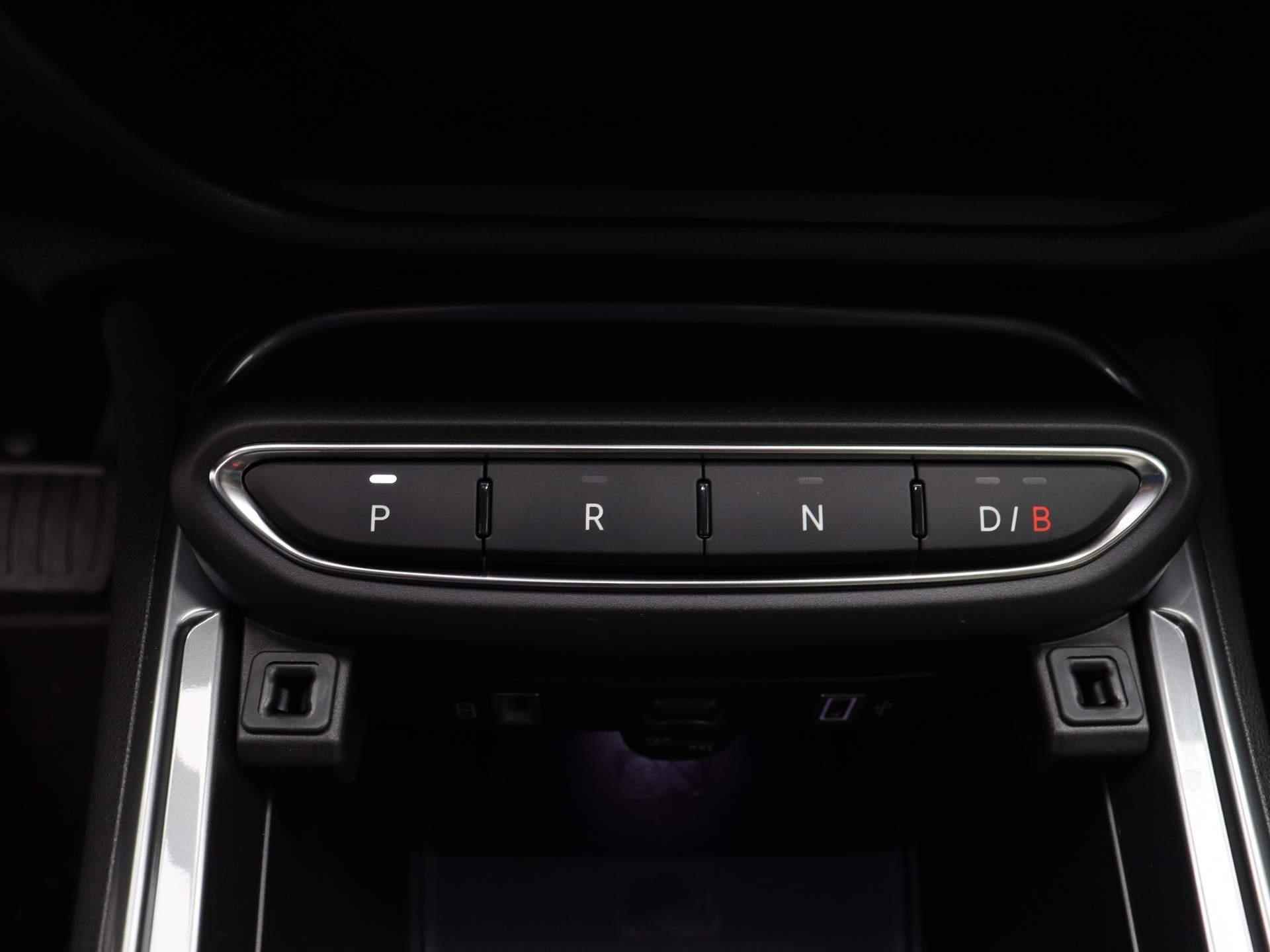 Fiat 600e La Prima 54 kWh | Direct Uit Voorraad Leverbaar | Lederen Bekleding | Stoelverwarming | 360 Camera | Apple Carplay & Android Auto | - 10/25