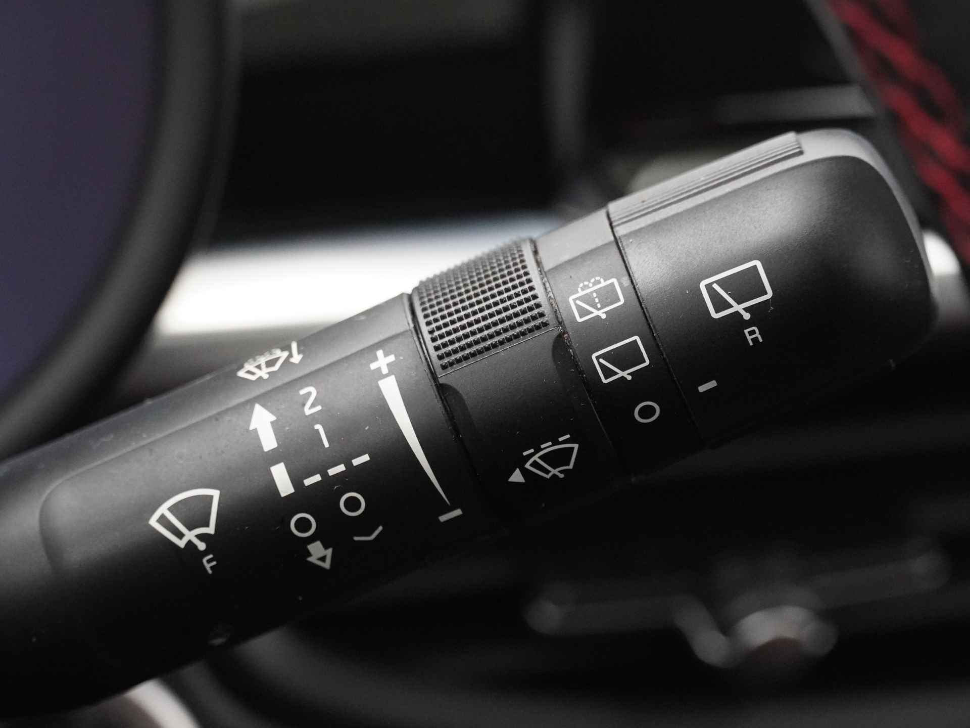 Kia Picanto 1.0 T-GDi GT-Line 5p - Navigatie - Schuif-/kanteldak - Lichtmetalen Velgen 15" - Climate Control - Apple/Android Carplay - Fabrieksgarantie tot 12-2029 - 27/54