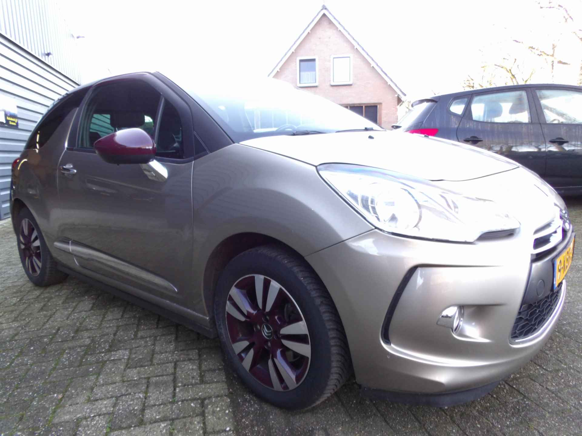 Citroën DS3 1.6 VTi So Chic Automaat Clima - 14/20