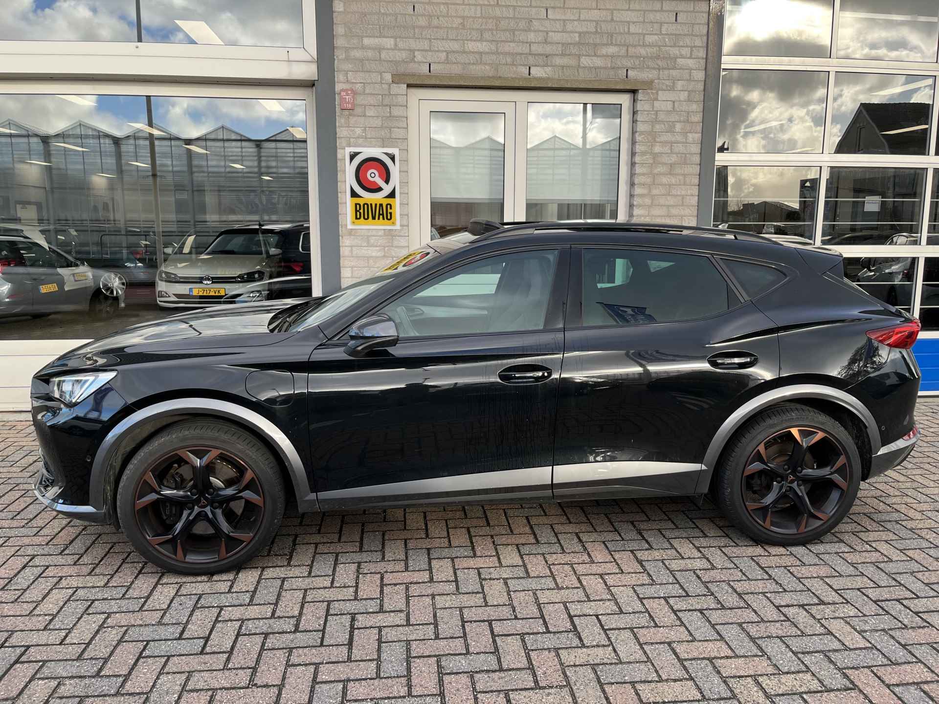 CUPRA Formentor 1.4 e-Hybrid VZ Performance / AUTOMAAT/ PANO/ 245 PK/ 20.000 KM/ CAMERA/ PARK. SENSOREN/ DCC/ MATRIX/ DODE HOEK/ KEYLESS/ STUUR VERWARM./ ADAPT. CRUISE/ BLUETOOTH/ NAVI/ CLIMA/ DAB/ 19" LMV/ - 3/32