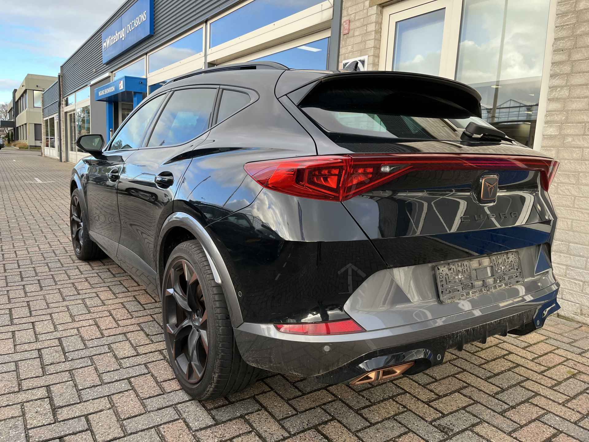 CUPRA Formentor 1.4 e-Hybrid VZ Performance / AUTOMAAT/ PANO/ 245 PK/ 20.000 KM/ CAMERA/ PARK. SENSOREN/ DCC/ MATRIX/ DODE HOEK/ KEYLESS/ STUUR VERWARM./ ADAPT. CRUISE/ BLUETOOTH/ NAVI/ CLIMA/ DAB/ 19" LMV/ - 6/32