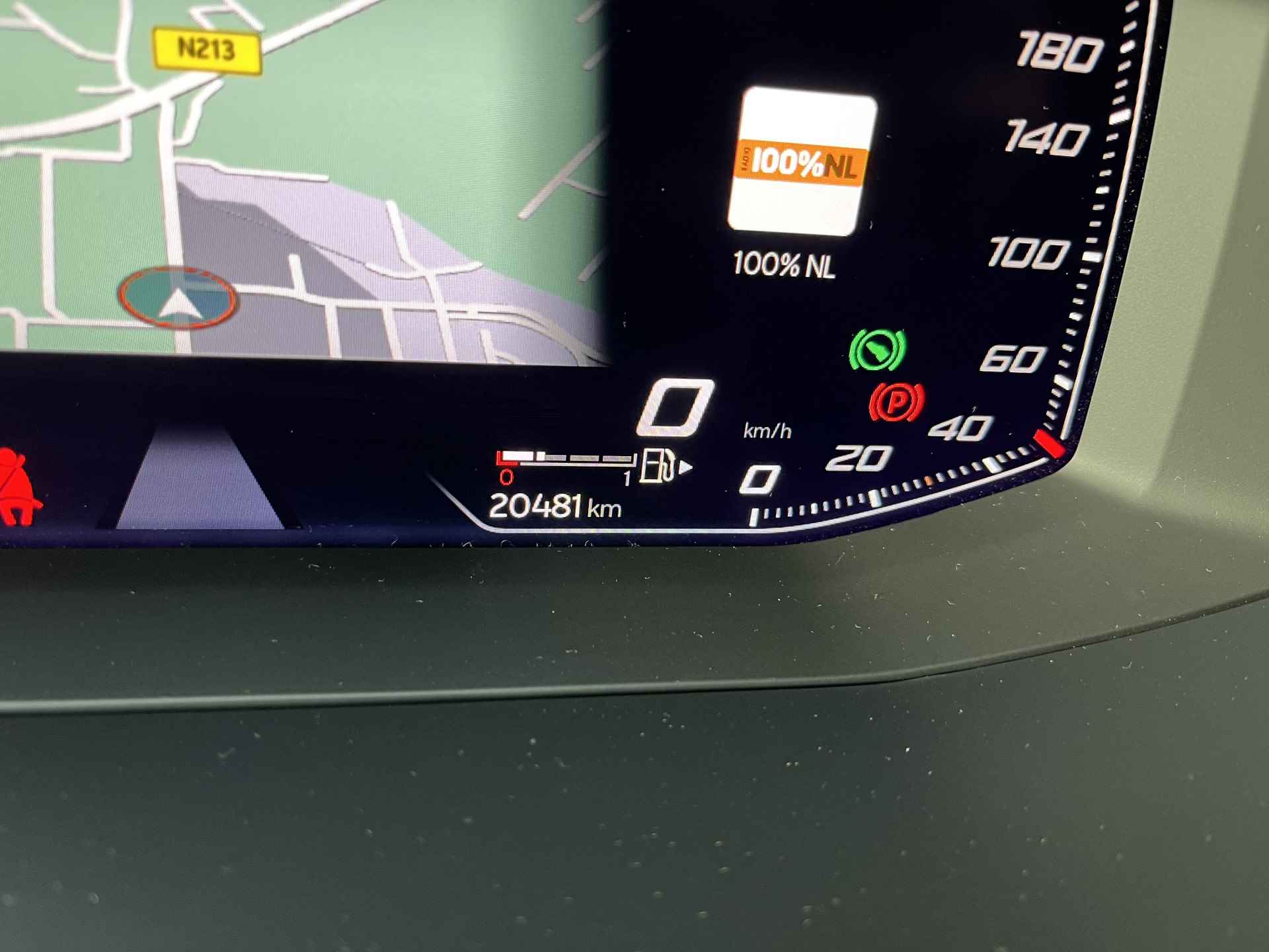 CUPRA Formentor 1.4 e-Hybrid VZ Performance / AUTOMAAT/ PANO/ 245 PK/ 20.000 KM/ CAMERA/ PARK. SENSOREN/ DCC/ MATRIX/ DODE HOEK/ KEYLESS/ STUUR VERWARM./ ADAPT. CRUISE/ BLUETOOTH/ NAVI/ CLIMA/ DAB/ 19" LMV/ - 7/32