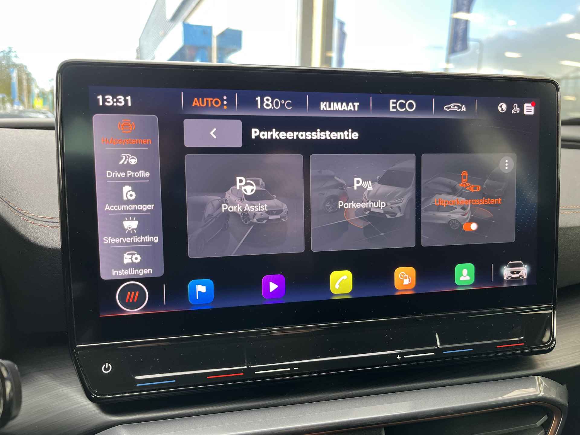 CUPRA Formentor 1.4 e-Hybrid VZ Performance / AUTOMAAT/ PANO/ 245 PK/ 20.000 KM/ CAMERA/ PARK. SENSOREN/ DCC/ MATRIX/ DODE HOEK/ KEYLESS/ STUUR VERWARM./ ADAPT. CRUISE/ BLUETOOTH/ NAVI/ CLIMA/ DAB/ 19" LMV/ - 18/32