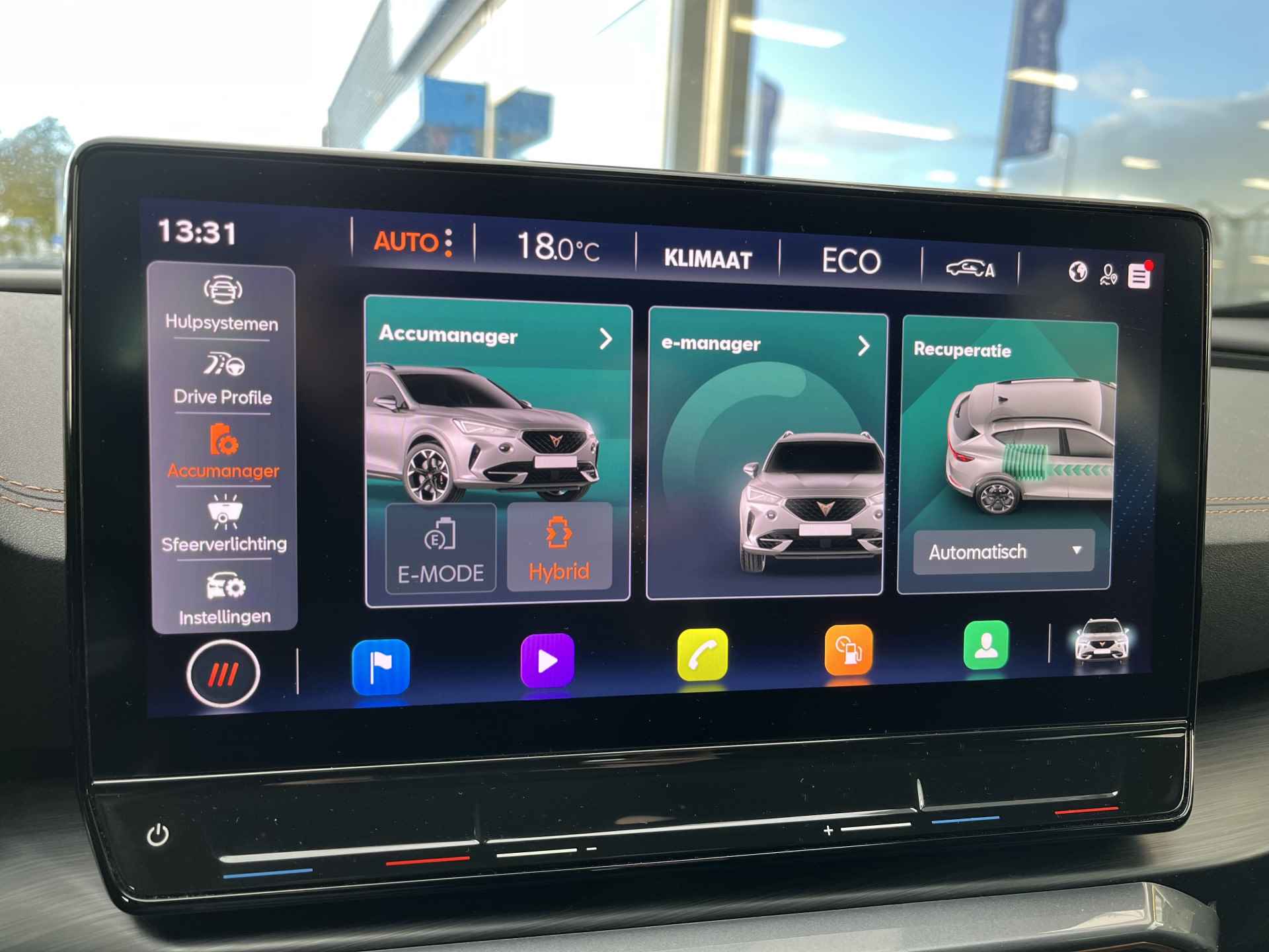 CUPRA Formentor 1.4 e-Hybrid VZ Performance / AUTOMAAT/ PANO/ 245 PK/ 20.000 KM/ CAMERA/ PARK. SENSOREN/ DCC/ MATRIX/ DODE HOEK/ KEYLESS/ STUUR VERWARM./ ADAPT. CRUISE/ BLUETOOTH/ NAVI/ CLIMA/ DAB/ 19" LMV/ - 25/32