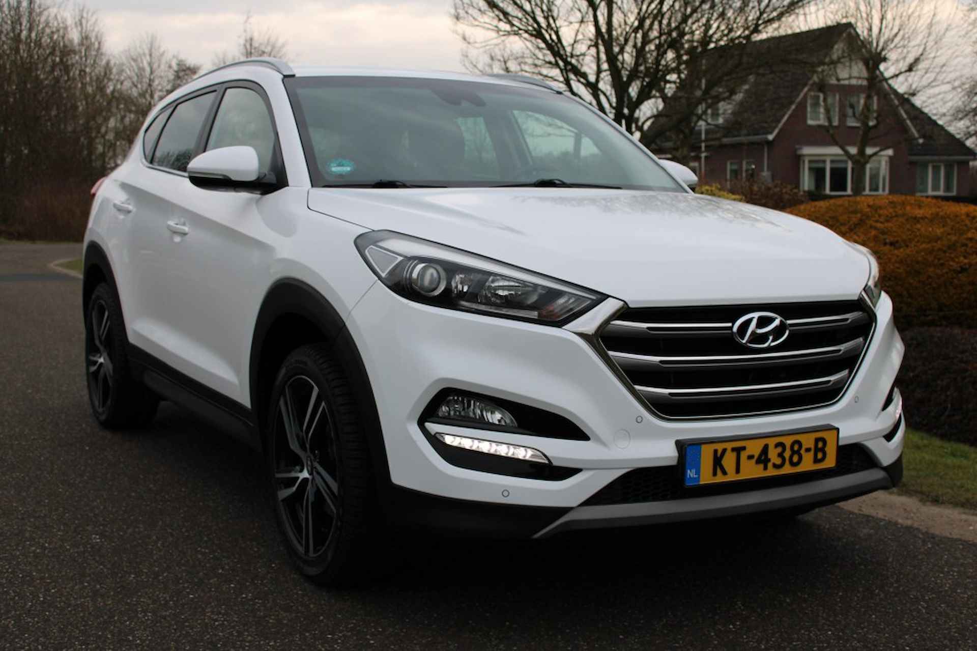 HYUNDAI Tucson 1.6GDI 132pk Comfort ECC/camera/navi/cruise/WiFi - 34/36