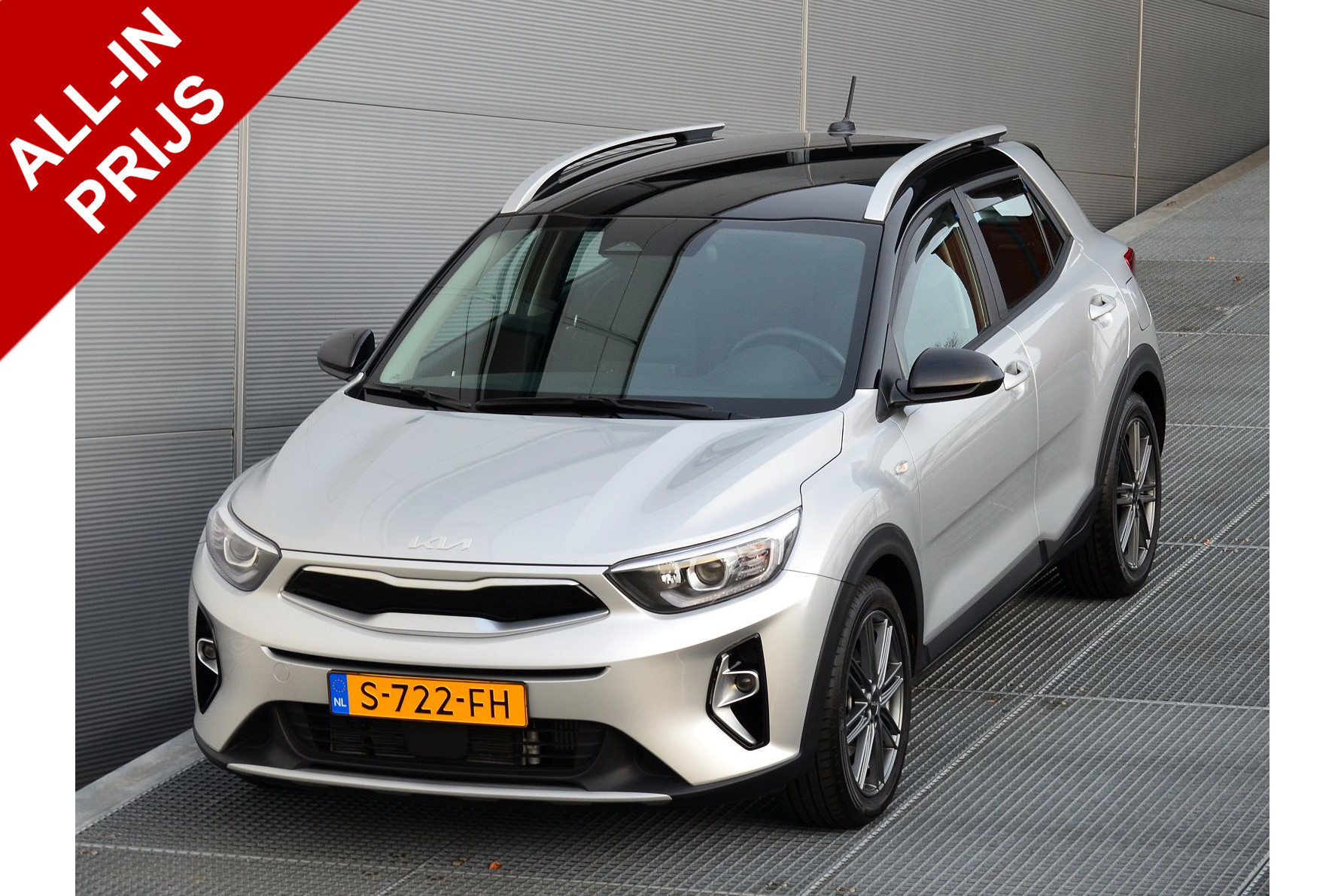 Kia Stonic 1.0 T-GDI MHEV DYNAMIC LINE | HOGE ZIT | 17'' LICHTMETAAL | TREKHAAK | ALL IN RIJKLAARPRIJS