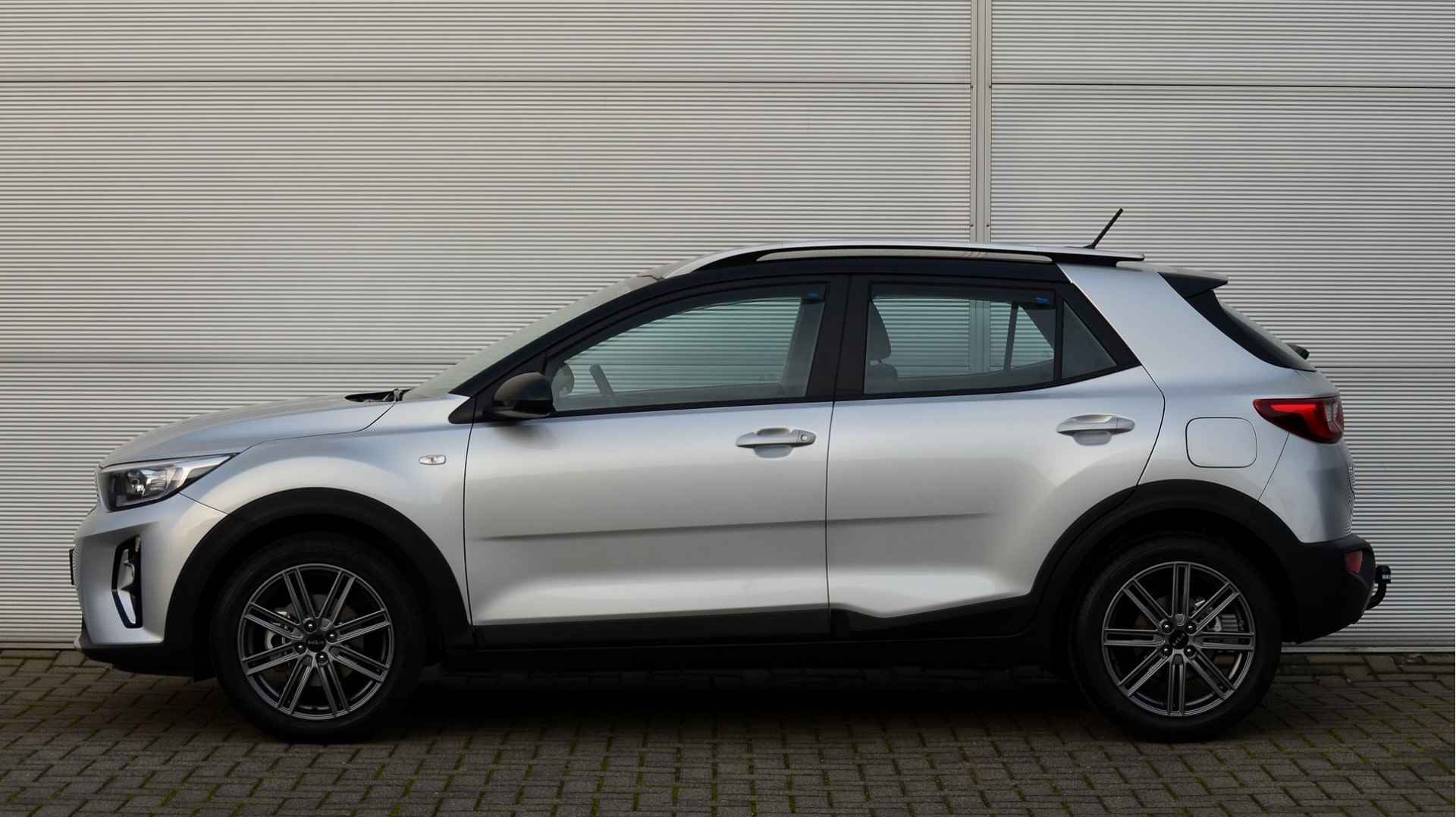 Kia Stonic 1.0 T-GDI MHEV DYNAMIC LINE | HOGE ZIT | 17'' LICHTMETAAL | TREKHAAK | ALL IN RIJKLAARPRIJS - 7/45