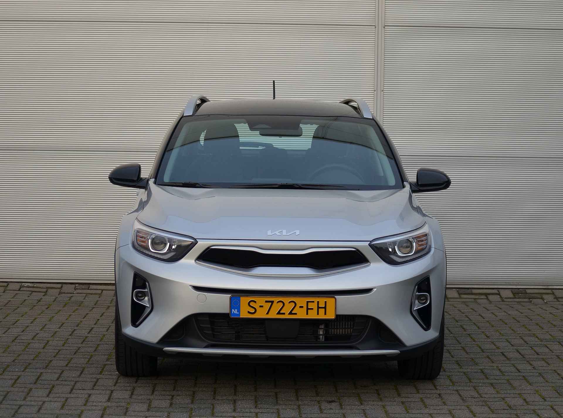 Kia Stonic 1.0 T-GDI MHEV DYNAMIC LINE | HOGE ZIT | 17'' LICHTMETAAL | TREKHAAK | ALL IN RIJKLAARPRIJS - 15/45