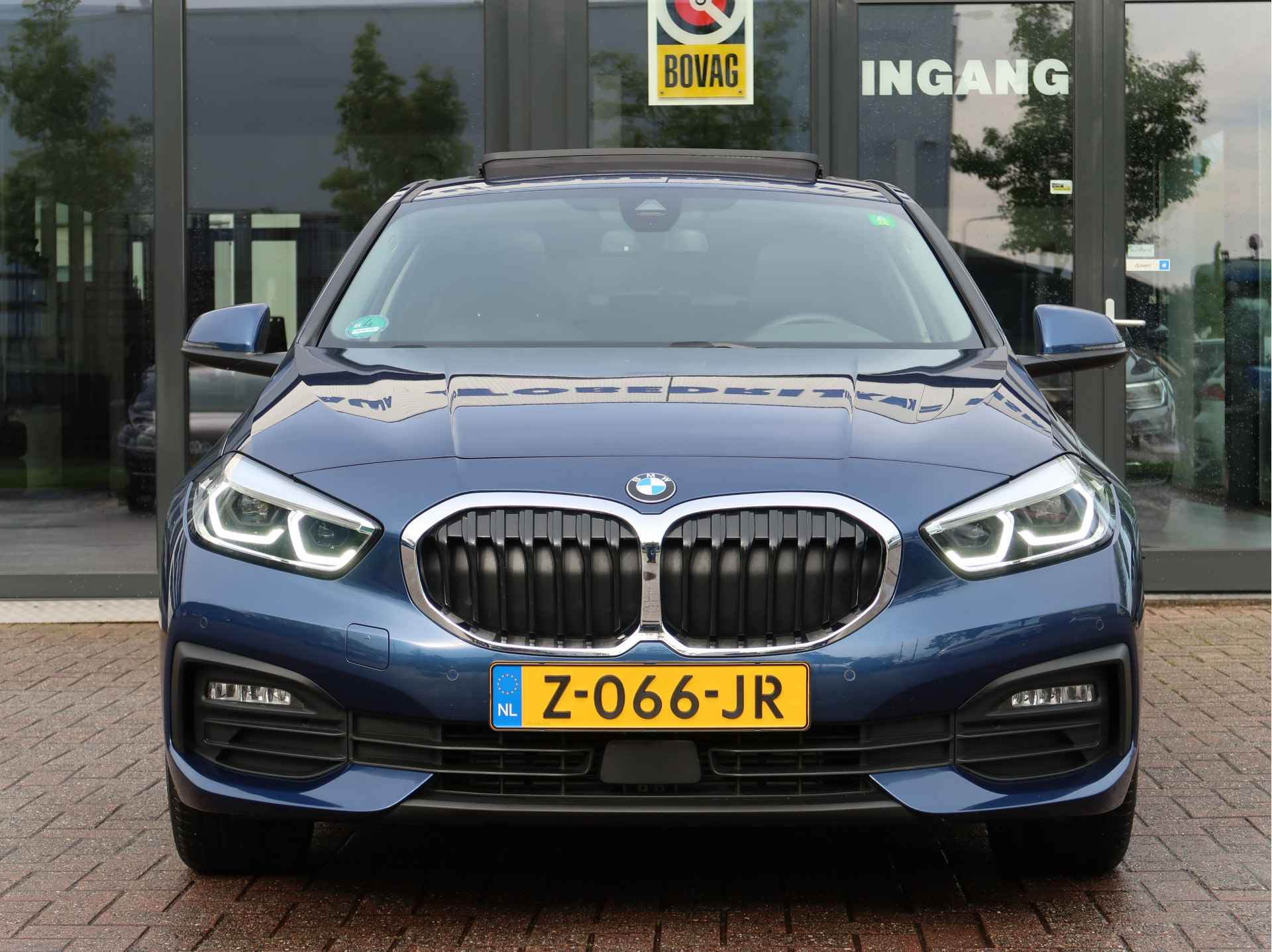 BMW 1-serie 118i | Panoramadak | Leder | 18'' | Driving Assist | Led | - 10/32