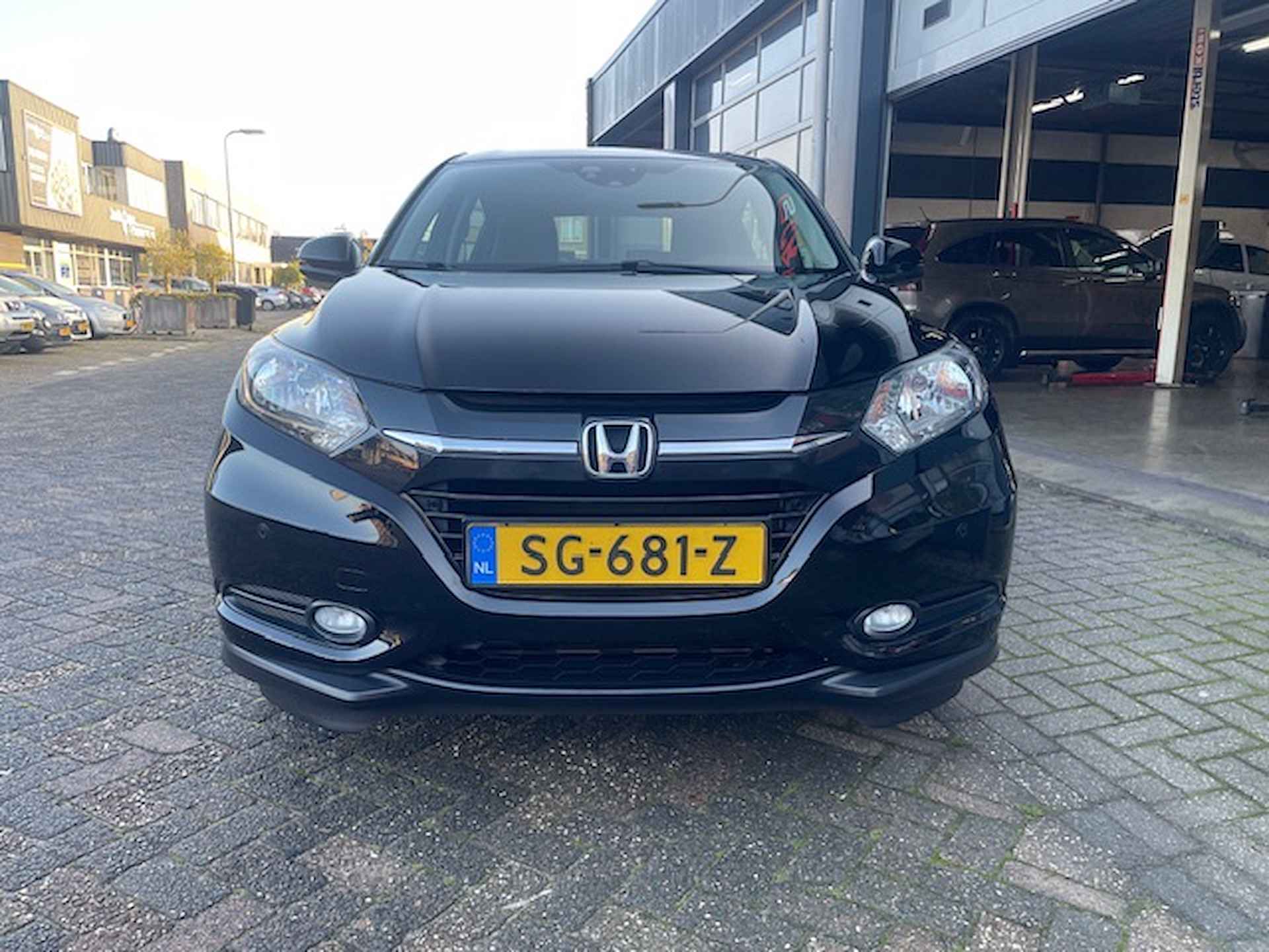 Honda HR-V 1.5 i-VTEC Elegance | Automaat | Navigatie | Trekhaak - 2/29