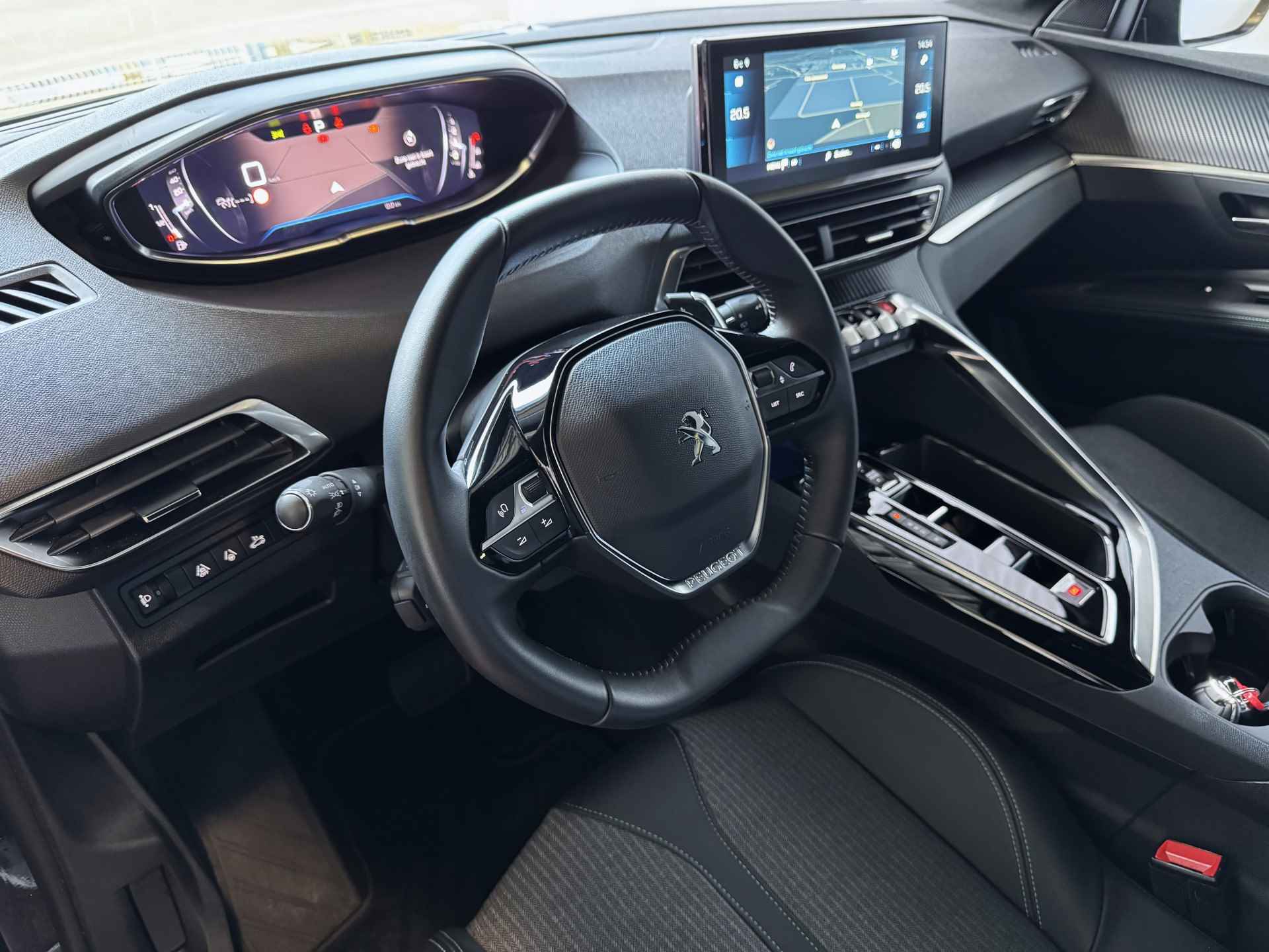 Peugeot 3008 130PK ALLURE LEER I-COCKPIT LED CARPLAY EUROPA.NAVI ELEK.KLEP CAMERA TREKHAAK ADAP.CRUISE ZWARTE HEMEL. 05/2024 ALLURE 2024 - 11/77