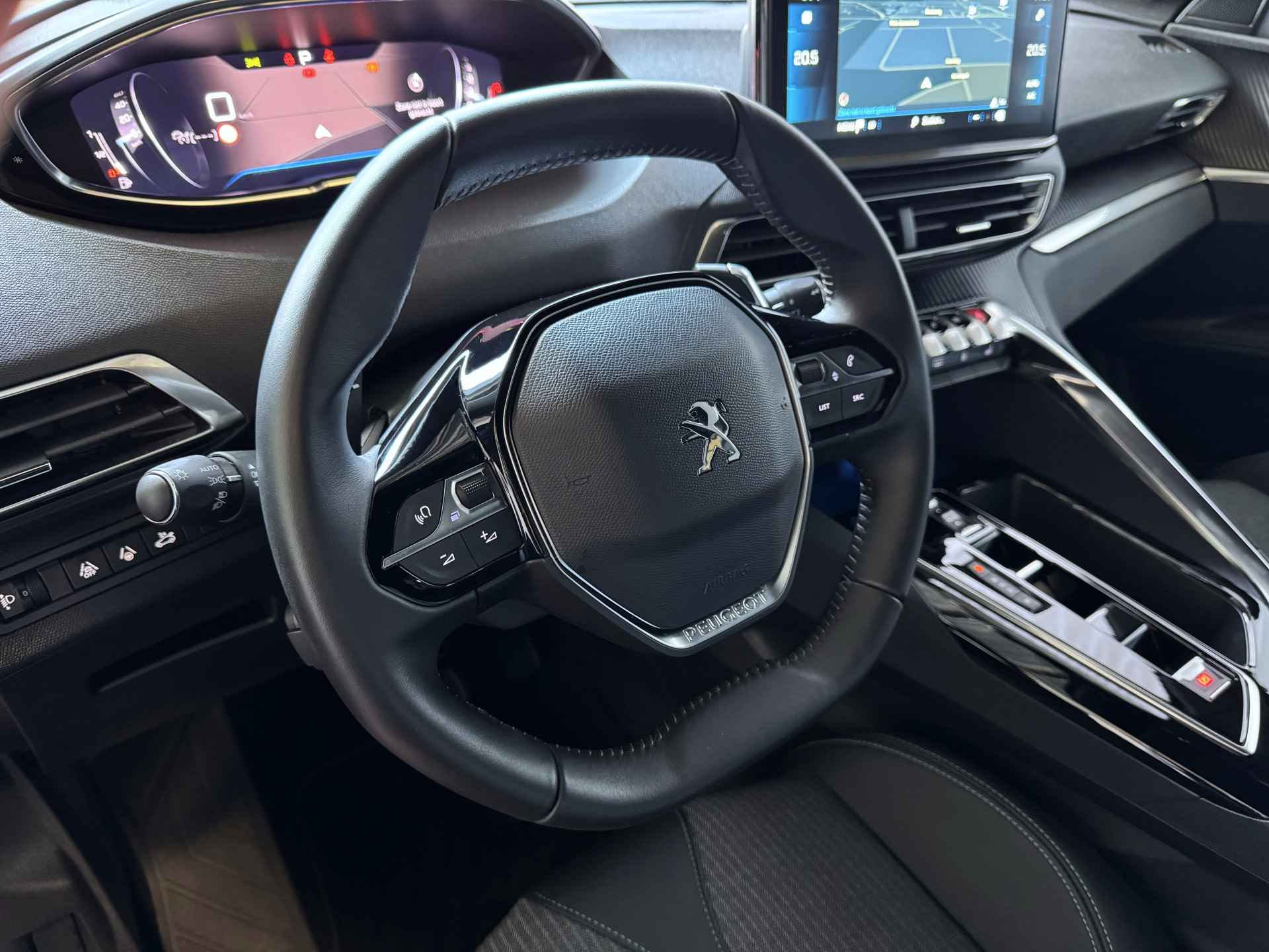 Peugeot 3008 130PK ALLURE LEER I-COCKPIT LED CARPLAY EUROPA.NAVI ELEK.KLEP CAMERA TREKHAAK ADAP.CRUISE ZWARTE HEMEL. 05/2024 ALLURE 2024 - 12/77