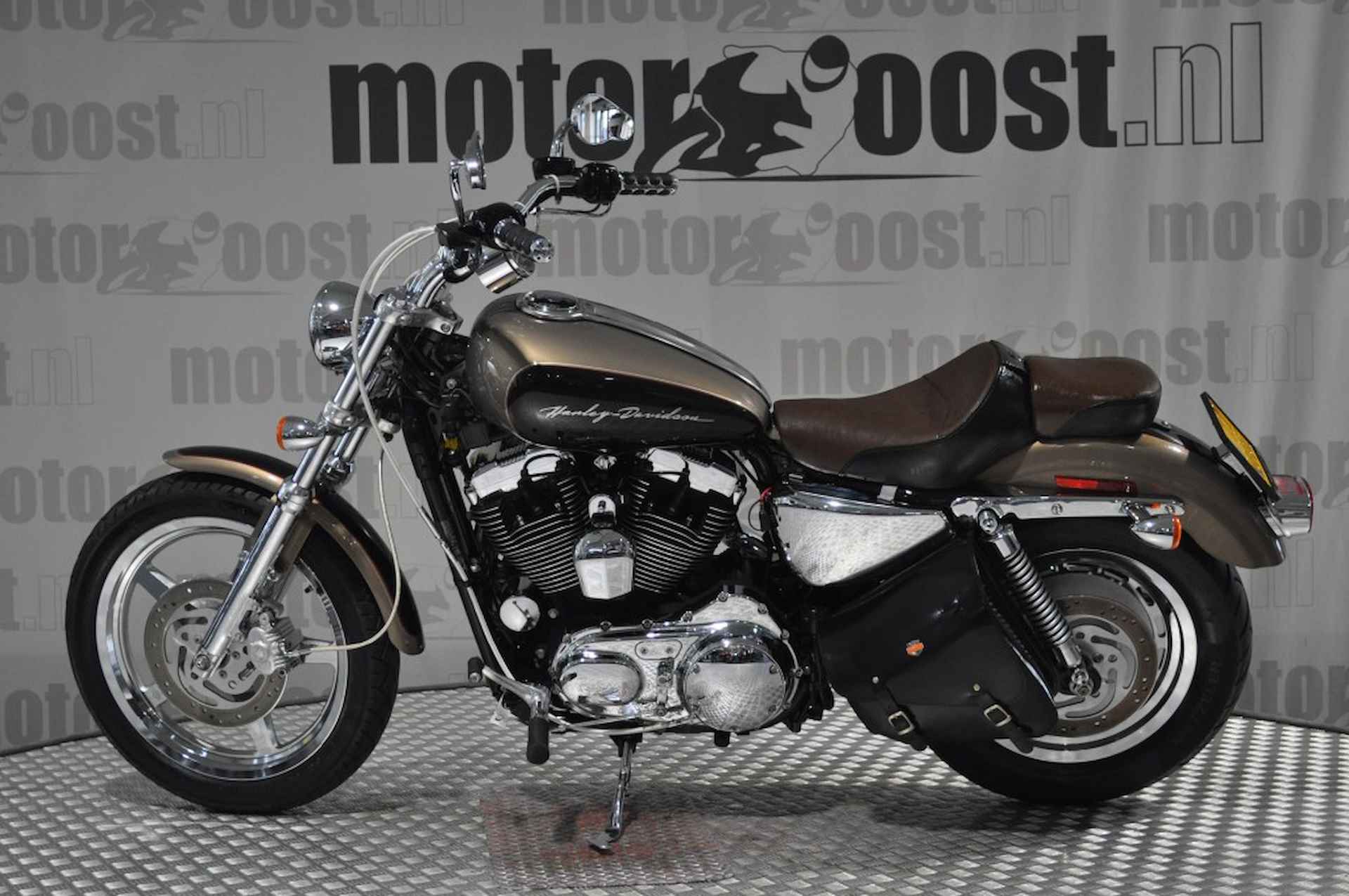 HARLEY-DAVIDSON Xl 1200 C SPORTSTER 1200 CUSTOM - 1/21