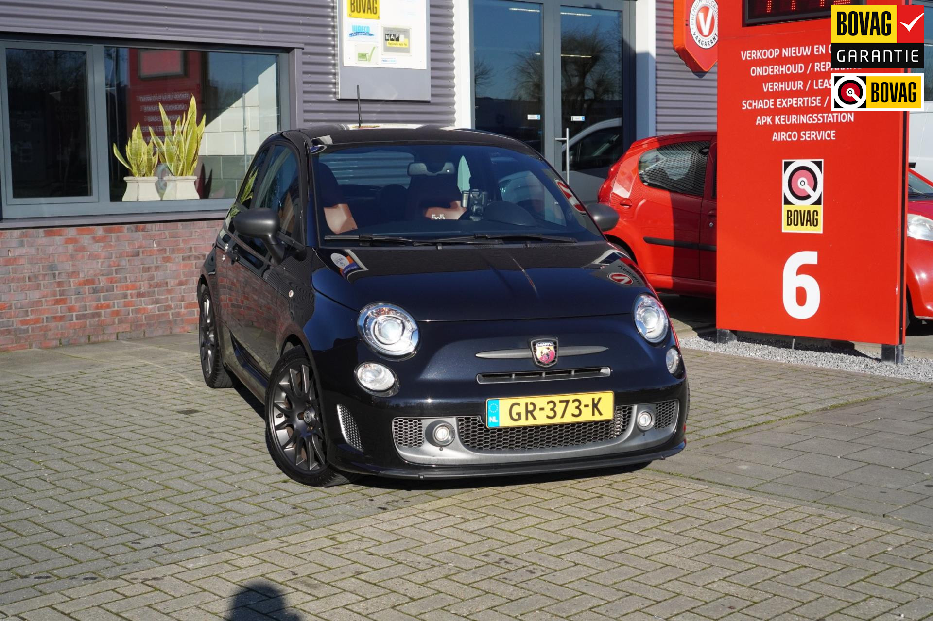 Abarth 595 1.4 T-Jet Abarth Competizione; 180 PK