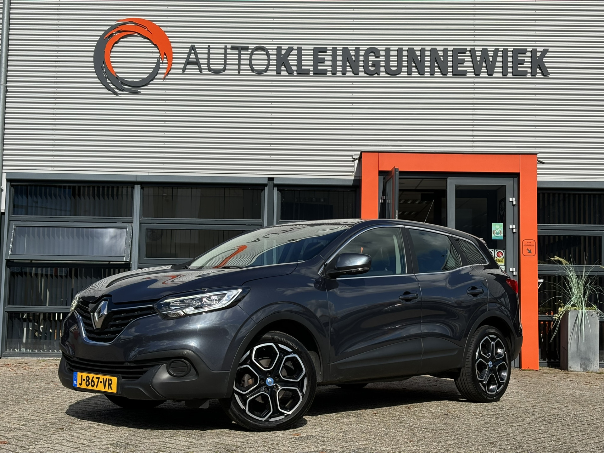 Renault Kadjar 1.2 TCe Life Lichtmetalen velgen / Trekhaak / Parkeersensoren / Cruise Control