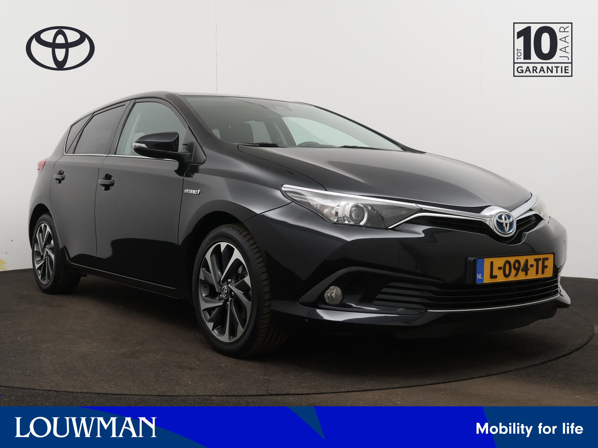 Toyota Auris 1.8 Hybrid Aspiration Limited |17 inch LM velgen | Parkeersensoren achter | Navigatie | Camera | Cruise Control | Climate Control |