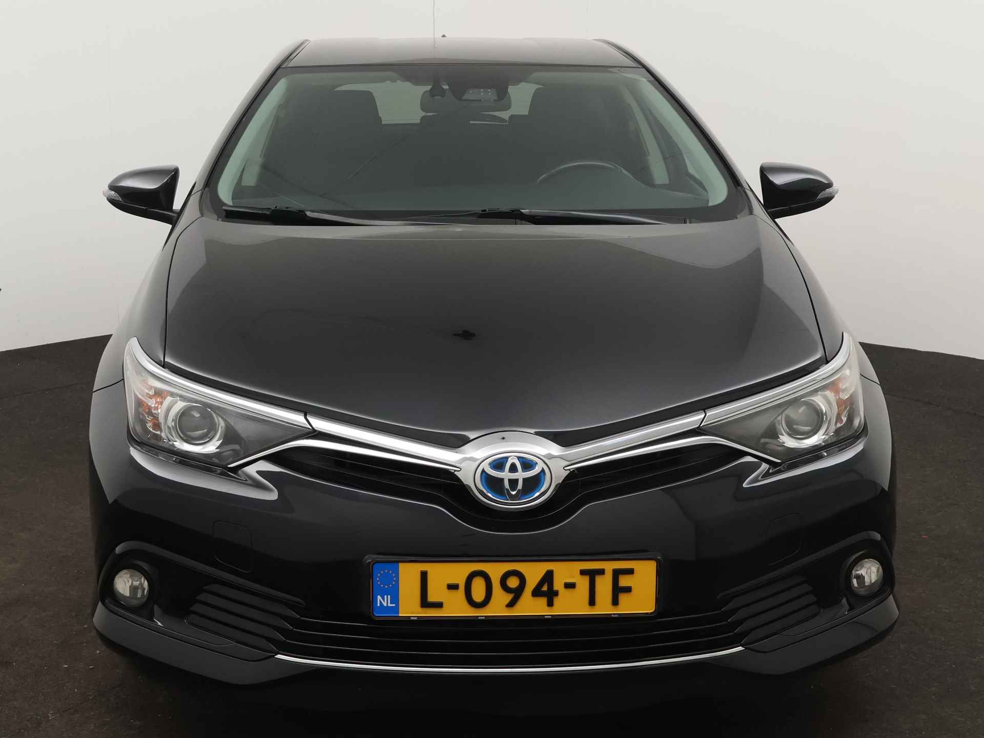 Toyota Auris 1.8 Hybrid Aspiration Limited |17 inch LM velgen | Parkeersensoren achter | Navigatie | Camera | Cruise Control | Climate Control | - 38/44