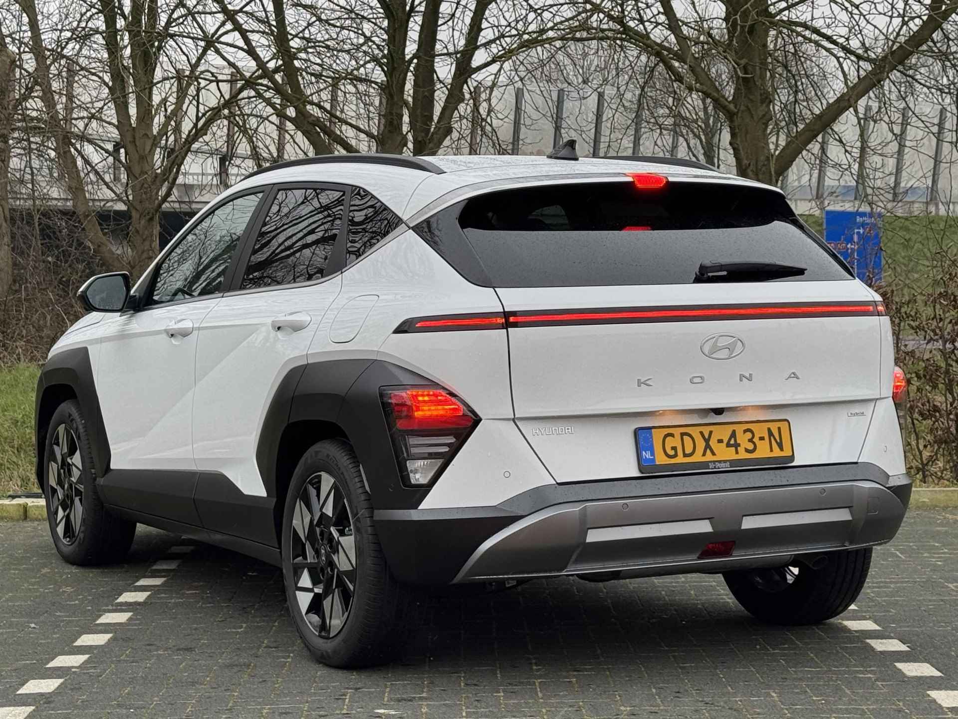 Hyundai Kona 1.6 GDI HEV Premium |€5992 DEMOVOORDEEL|360 CAMERA|NAVIGATIE|STOELVENTILATIE| - 7/59