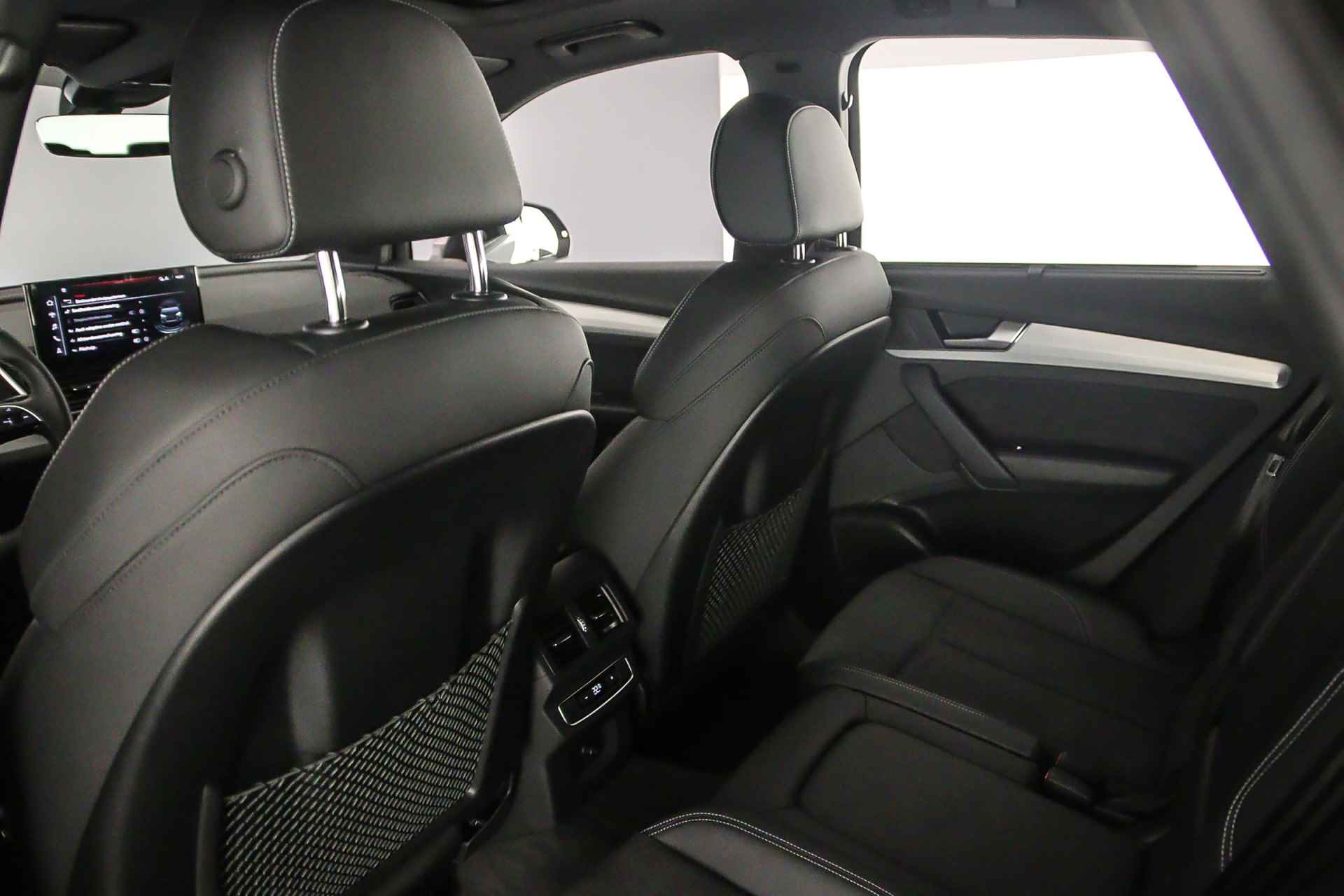 Audi Q5 S Edition Competition 50 TFSI e | Pano | B&O | Trekhaak | 360Cam | Matrix | Stoelverwarming | Privacyglas | 20 inch | S-Line | Optiek Zwart |  Alcantara | - 41/51