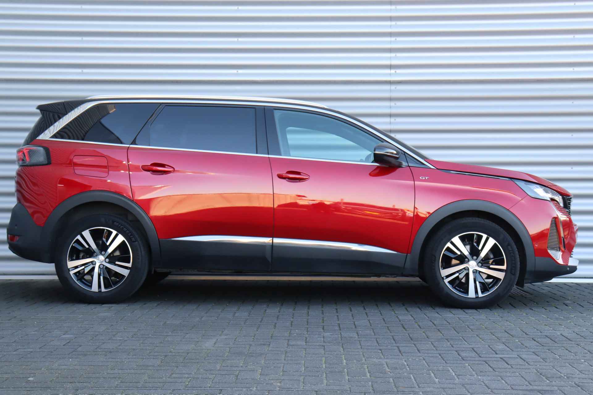 Peugeot 5008 1.2 PURETECH 130PK 7-ZITS GT PACK AUTOMAAT / NAVI / CLIMA / PDC / 18" LMV / CAMERA / KEYLESS / FULL-LED / ALCANTARA / WINTERPAKK - 3/46