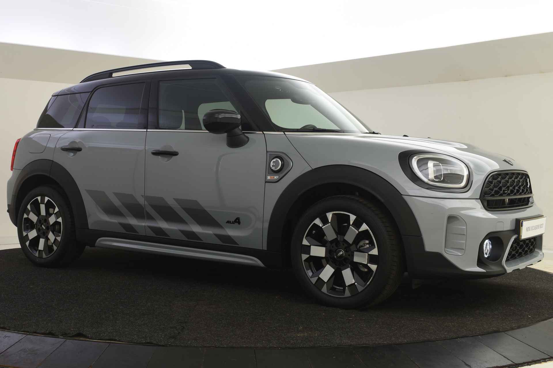 MINI Countryman Cooper S E ALL4 Untamed Automaat / Achteruitrijcamera / Comfortstoelen / Stoelverwarming / LED / Cruise Control / PDC achter / Driving Assistant - 23/45