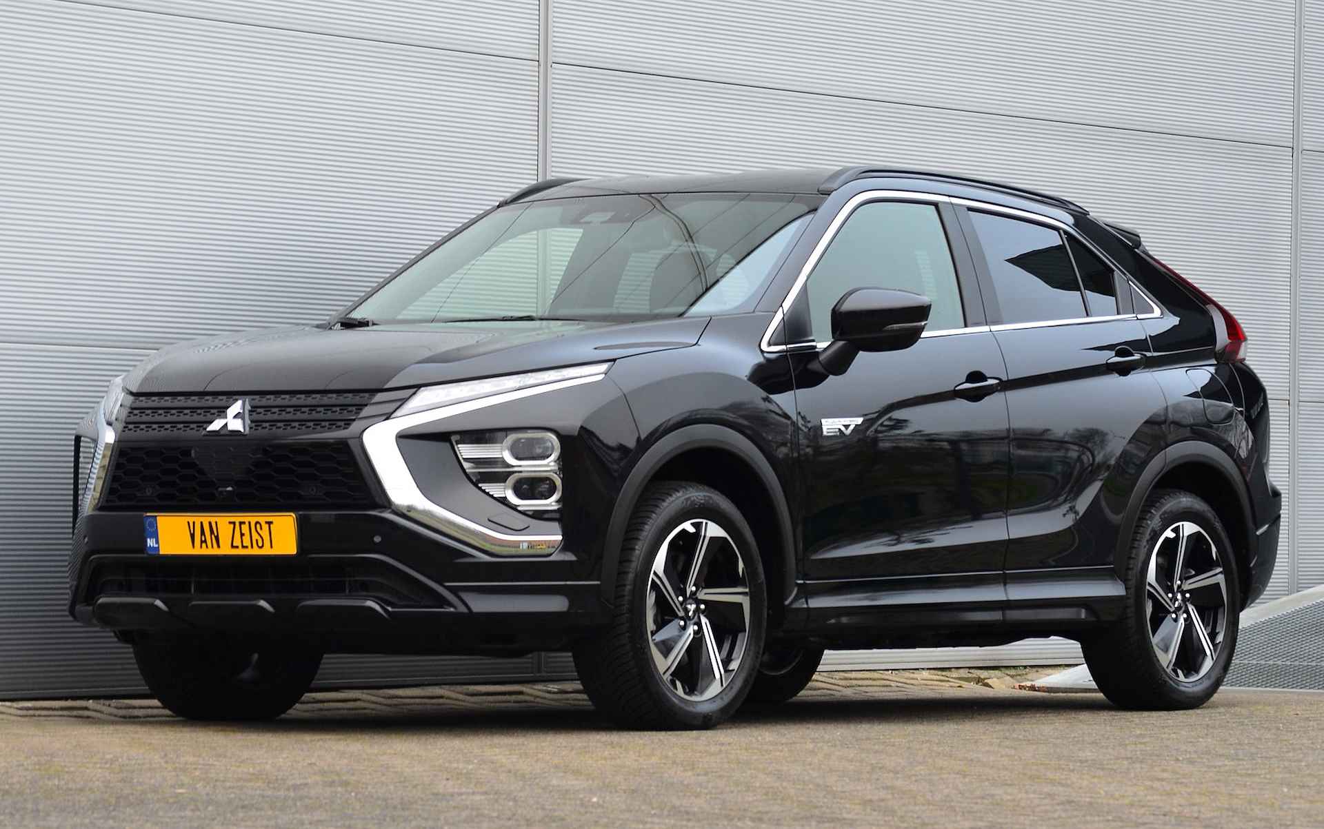 Mitsubishi Eclipse Cross PHEV 2.4 EXECUTIVE 4WD | PLUG IN HYBRID | ALL SEASON BANDEN | ADAPTIEF CRUISE | TREKHAAK 1500KG | FABRIEKGARANTIE TOT 15-06-2031* | ALL-IN RIJKLAARPRIJS - 6/47