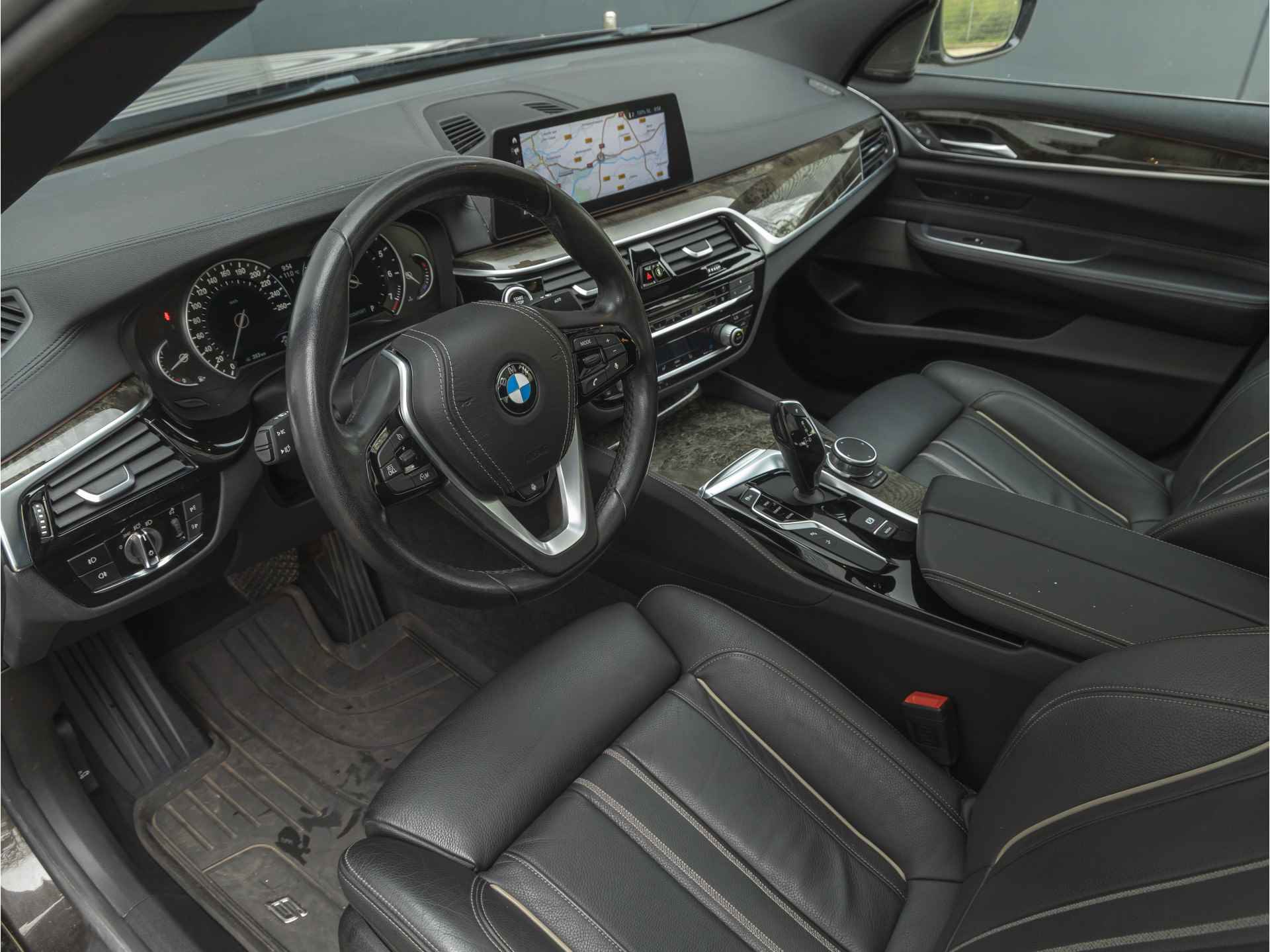 BMW 6 Serie Gran Turismo 630i Luxury - Panorama - Harman Kardon - Comfortzetels - Stuurwielverwarming - 14/43