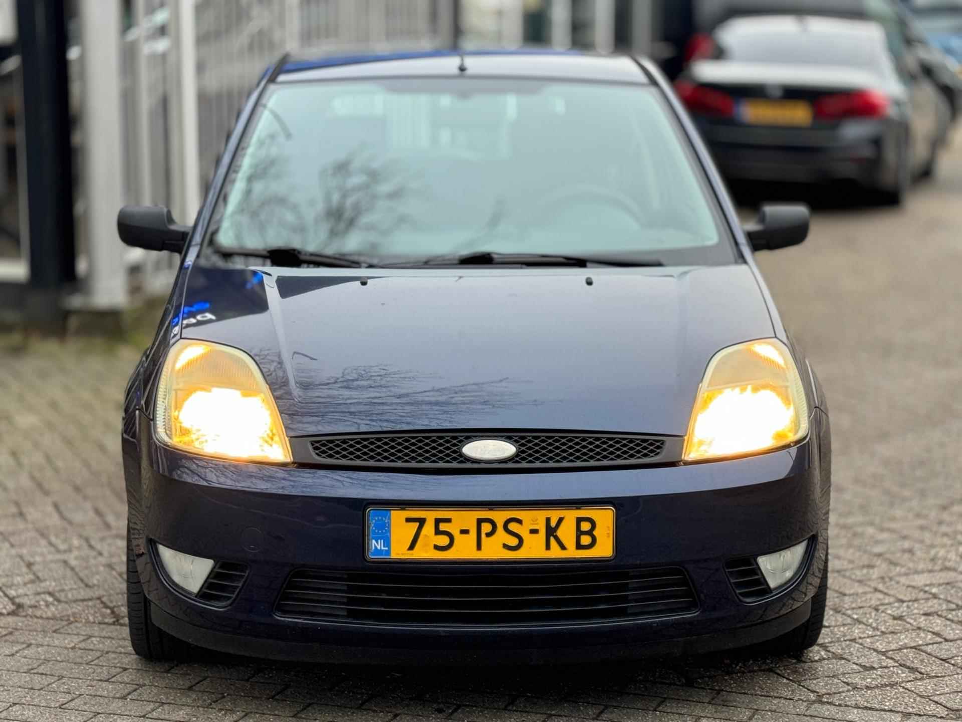 Ford Fiesta 1.4-16V|Airco|LM velgen|Lage KM|Nieuwe APK|Boekjes|Topstaat - 2/37