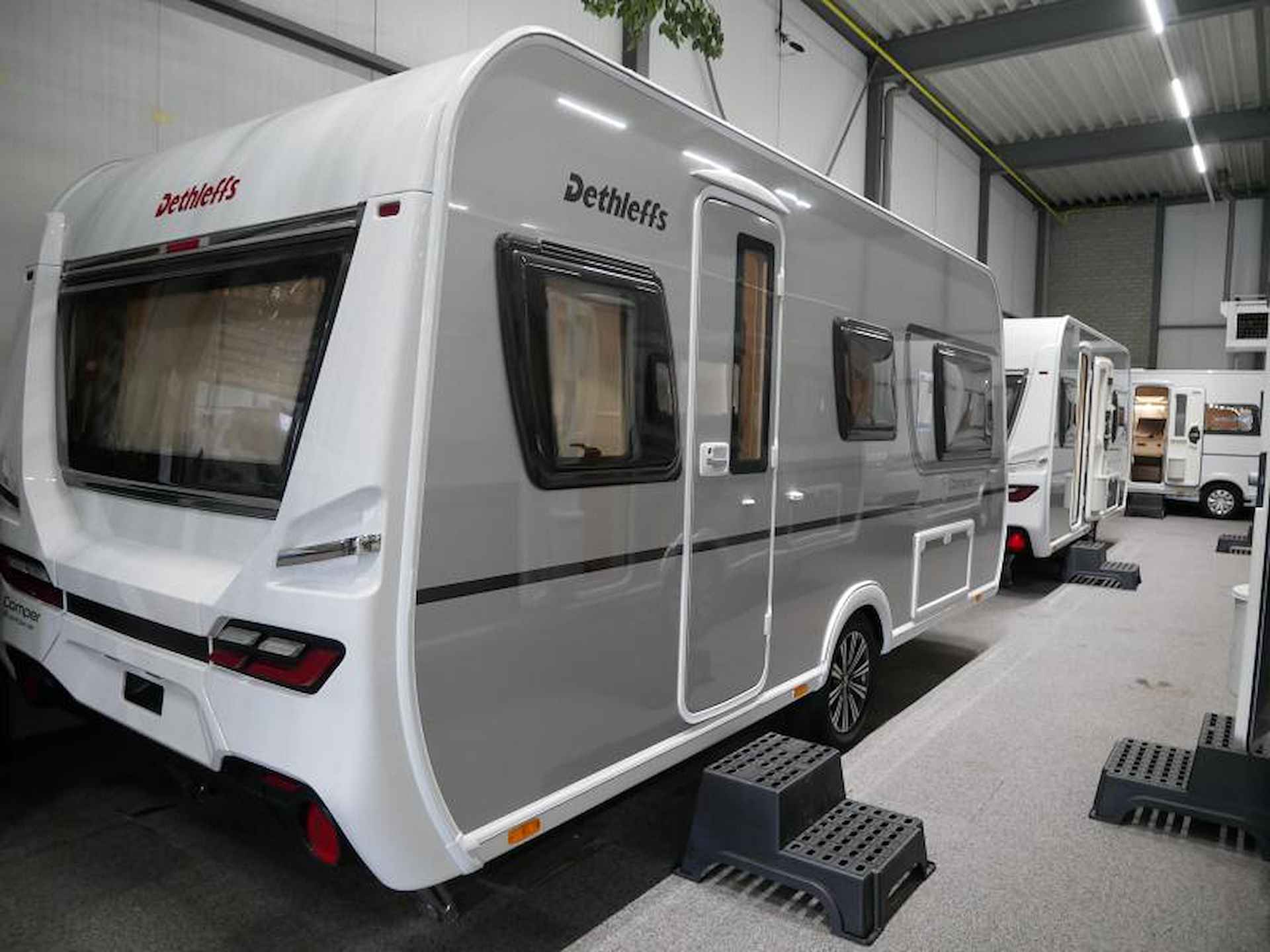 Dethleffs Camper Avantgarde 460 EL GRATIS MOVER of AIRCO - 3/15