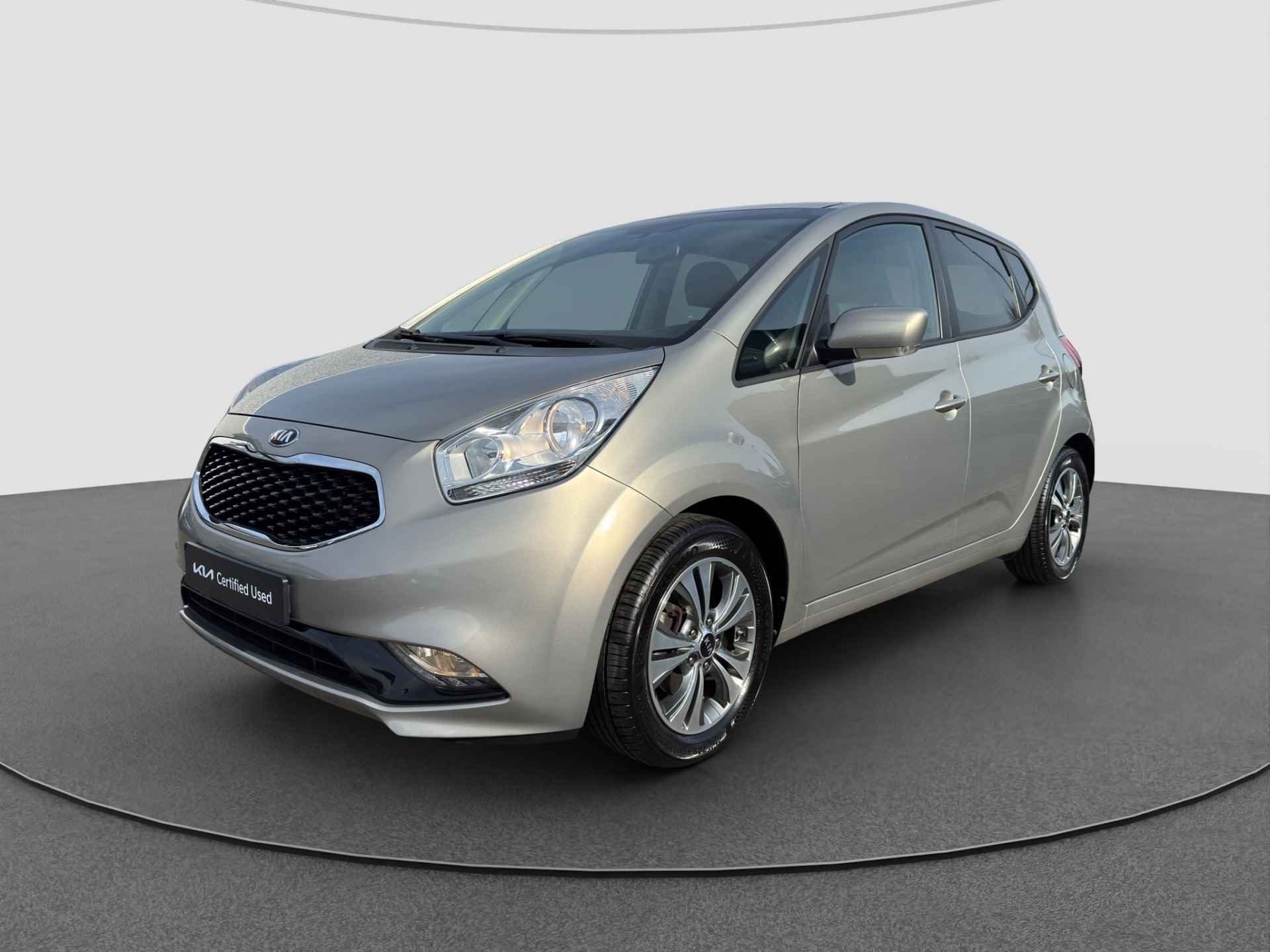 Kia Venga 1.4 CVVT Summer Edition | Trekhaak | Navigatie | Panoramadak | Parkeersensoren achter | - 11/29