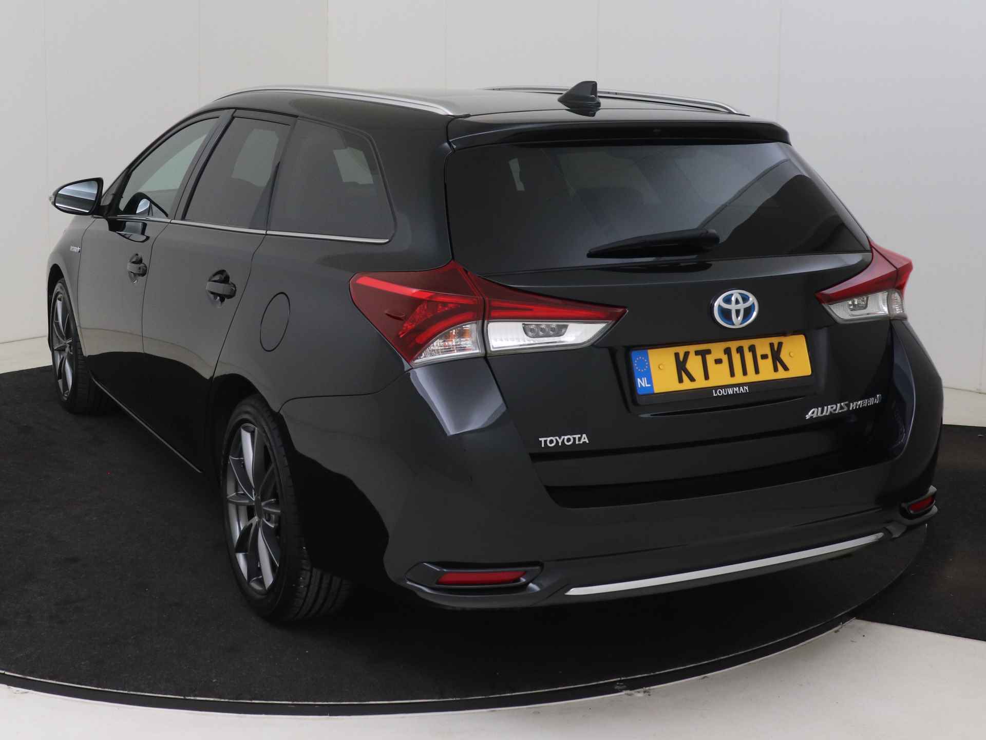 Toyota Auris Touring Sports 1.8 Hybrid Lease pro I Navigatie I Climate Control I Cruise Control I Camera I Panoramadak I Volledig LOUWMAN Onderhouden I Stoelverwarming Voor I - 3/44