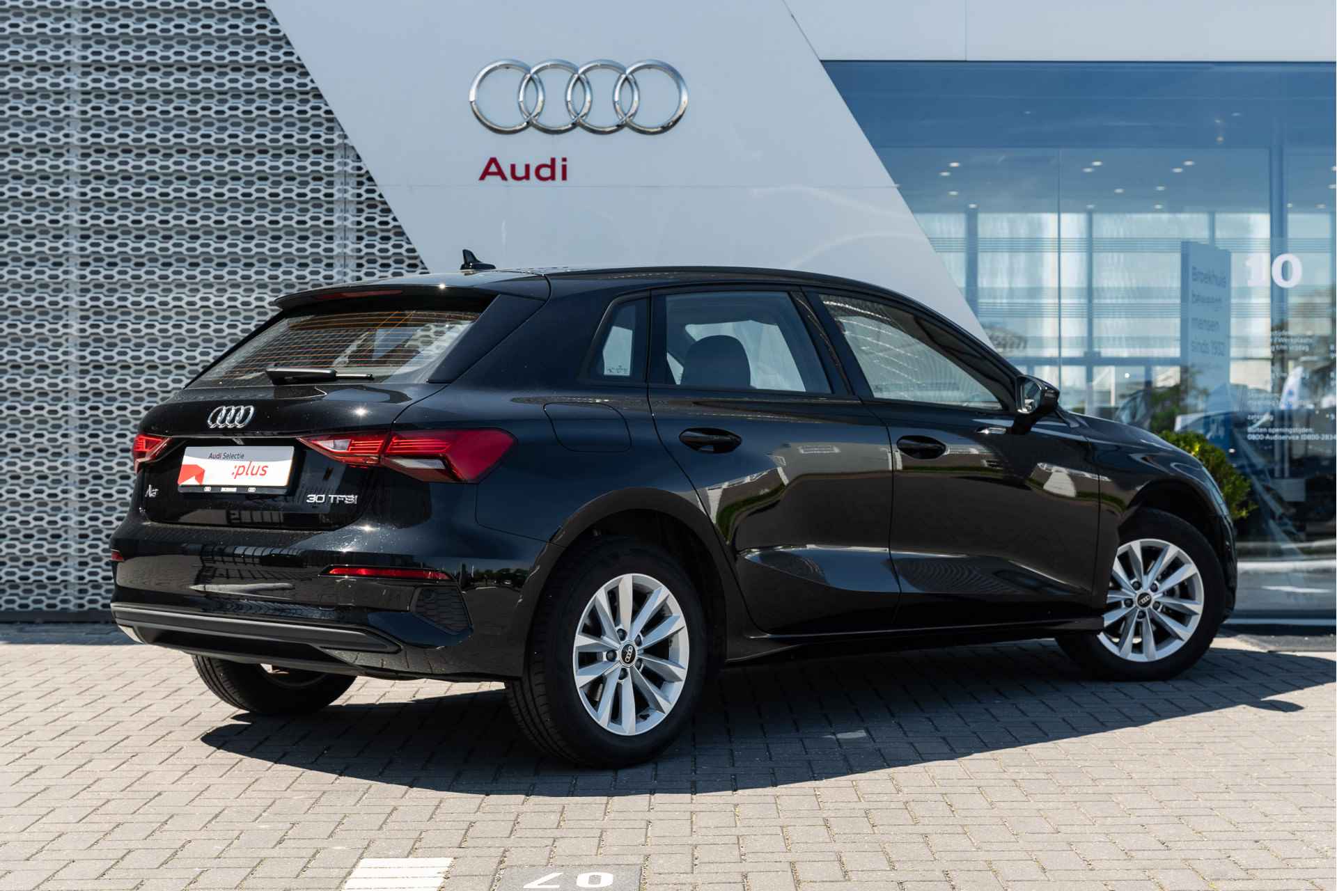 Audi A3 Sportback 30 TFSI Pro Line | Smartphone interface | Climate control | Parkeerhulp achter - 10/31