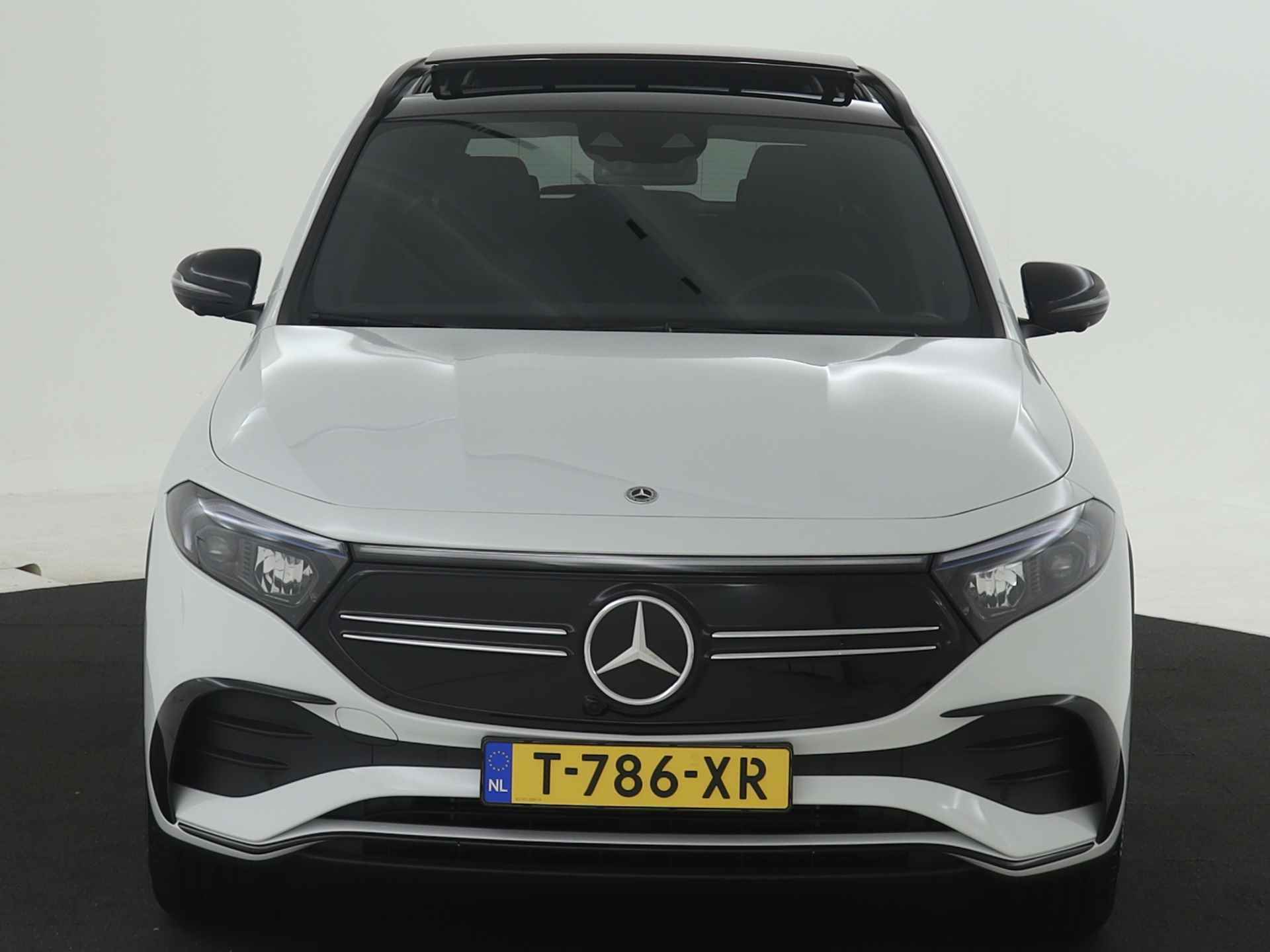 Mercedes-Benz EQA 250+ Business Edition 71 kWh | Trekhaak | Nightpakket | AMG Line | Business Plus pakket |  EASY PACK achterklep | |  KEYLESS-GO comfort pakket | Parkeerpakket met 360°-camera | - 23/36