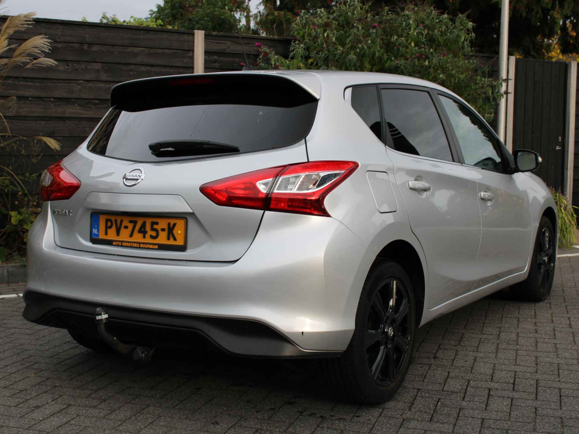 Nissan Pulsar 1.2 DIG-T 115PK N-Vision Navigatie, Keyless Entry & Start, Trekhaak, Half Leder, Achteruitrijcamera, Climate Control, Cruise Control - 9/38