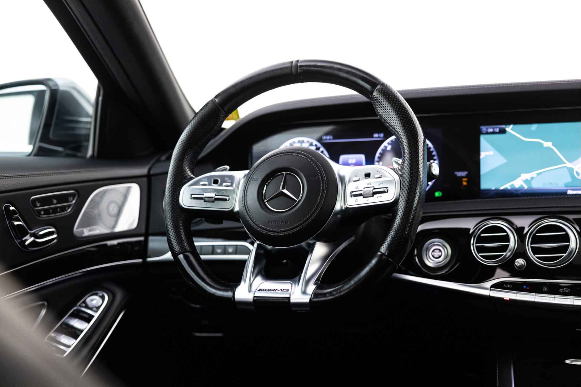 Mercedes-Benz S-Klasse 400d 4Matic Lang | Pano | Stoelventilatie 4X | 20" | Distronic+ | Trekhaak - 13/52