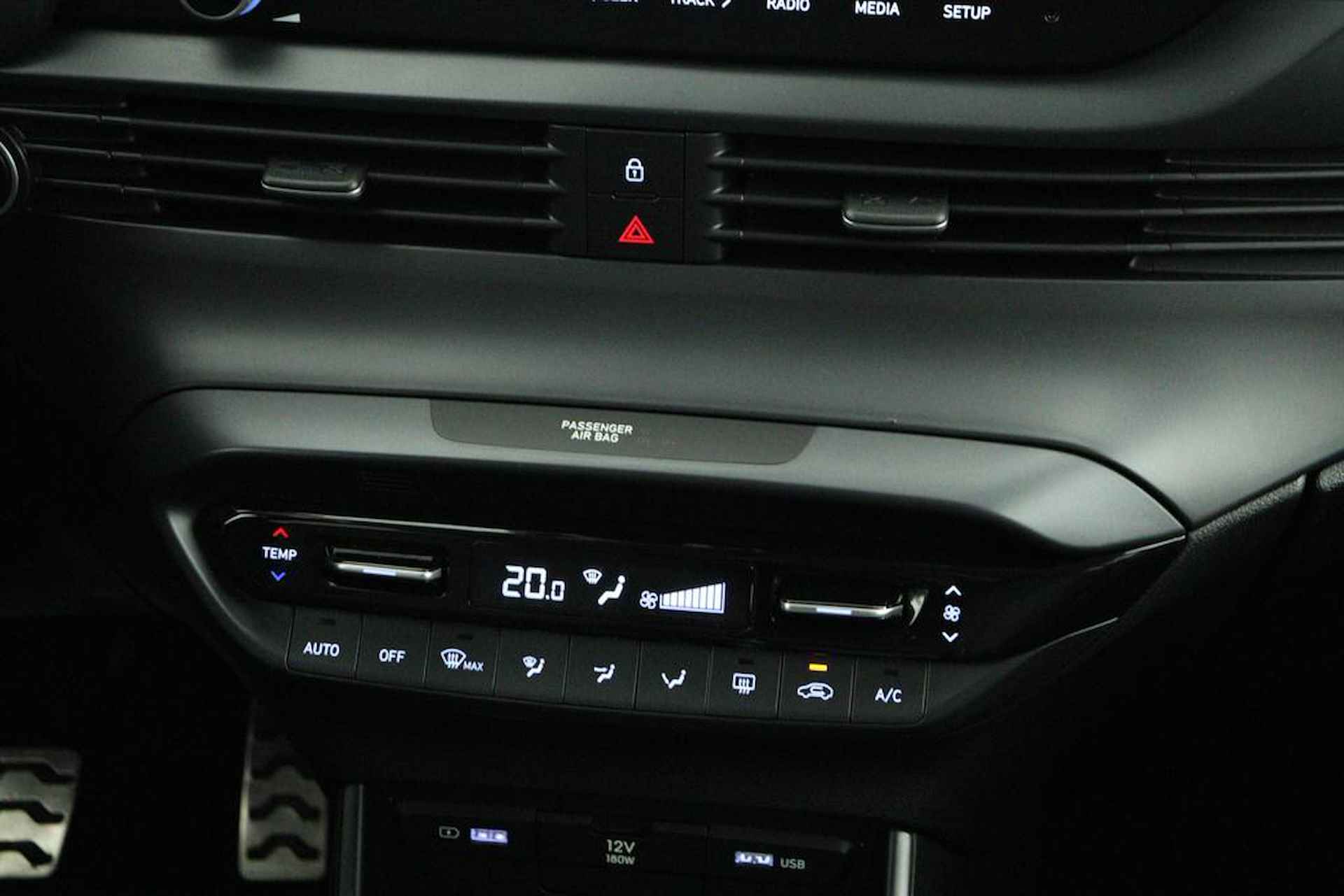 Hyundai Bayon 1.0 T-GDI Premium | Bose Premium Audio | LED-Verlichting | Navigatie | Lichtmetalen velgen | Stuurverwarming | Climate Control - 11/45