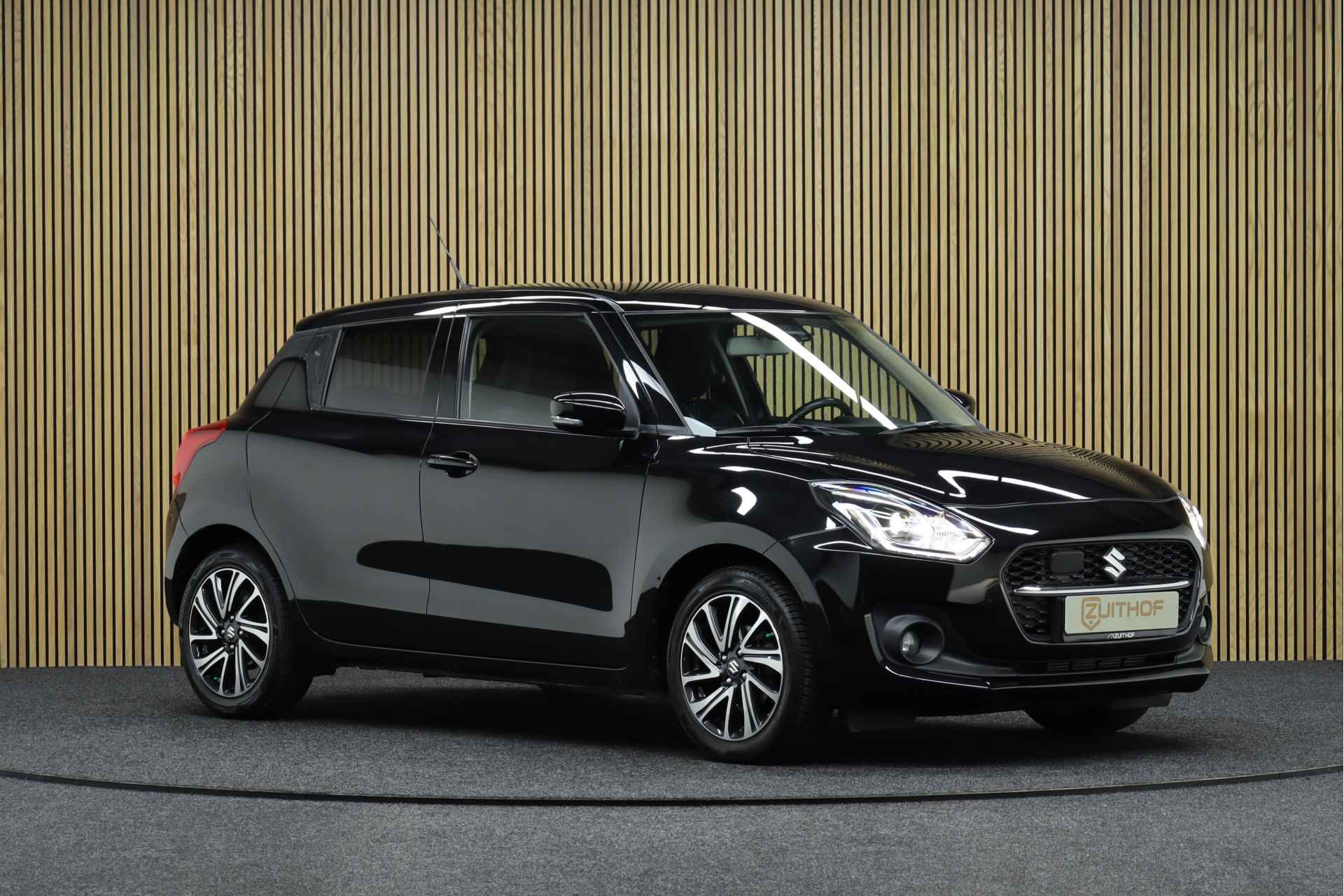 Suzuki Swift 1.2 Style Smart Hybrid | Adaptive-cruise | Camera | Navigatie | Dodehoekdetectie | Keyless | Camera | Trekhaak | All-season Banden - 12/45