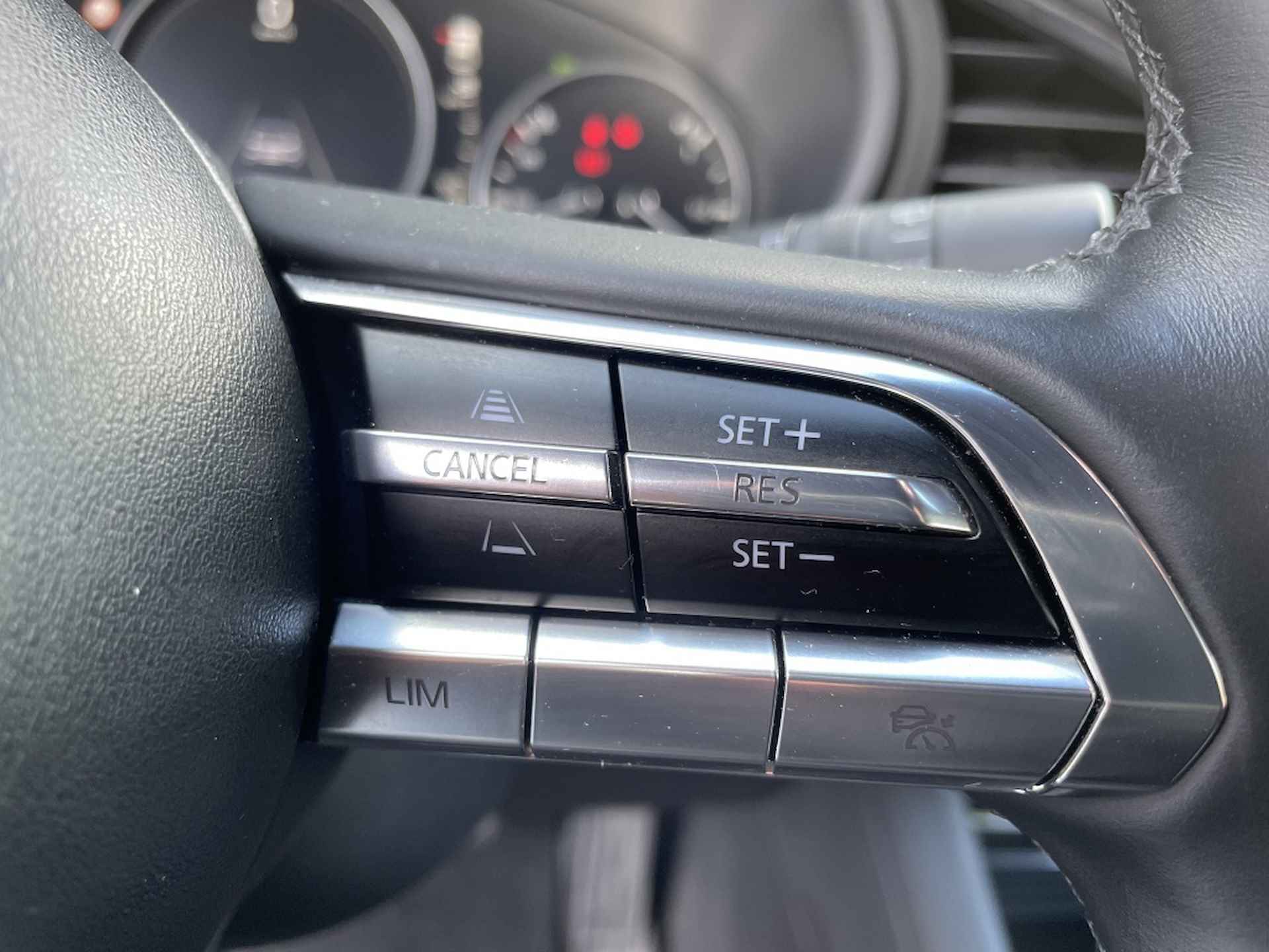 Mazda 3 2.0 SA-X Comfort Bose | Camera | Stuur/stoelverwarming - 12/35