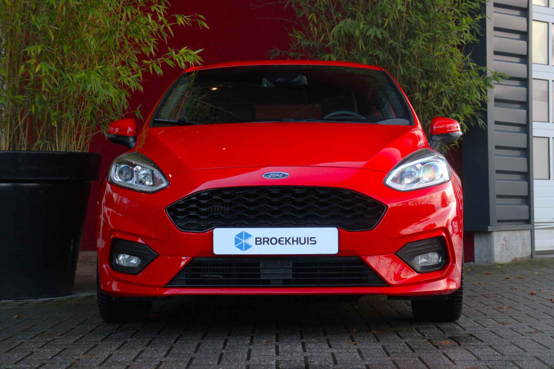 Ford Fiesta 1.0 EcoBoost ST-Line | LED | Cruise | Voorruitverwarming | Navigatie | 17'' Velgen - 9/19