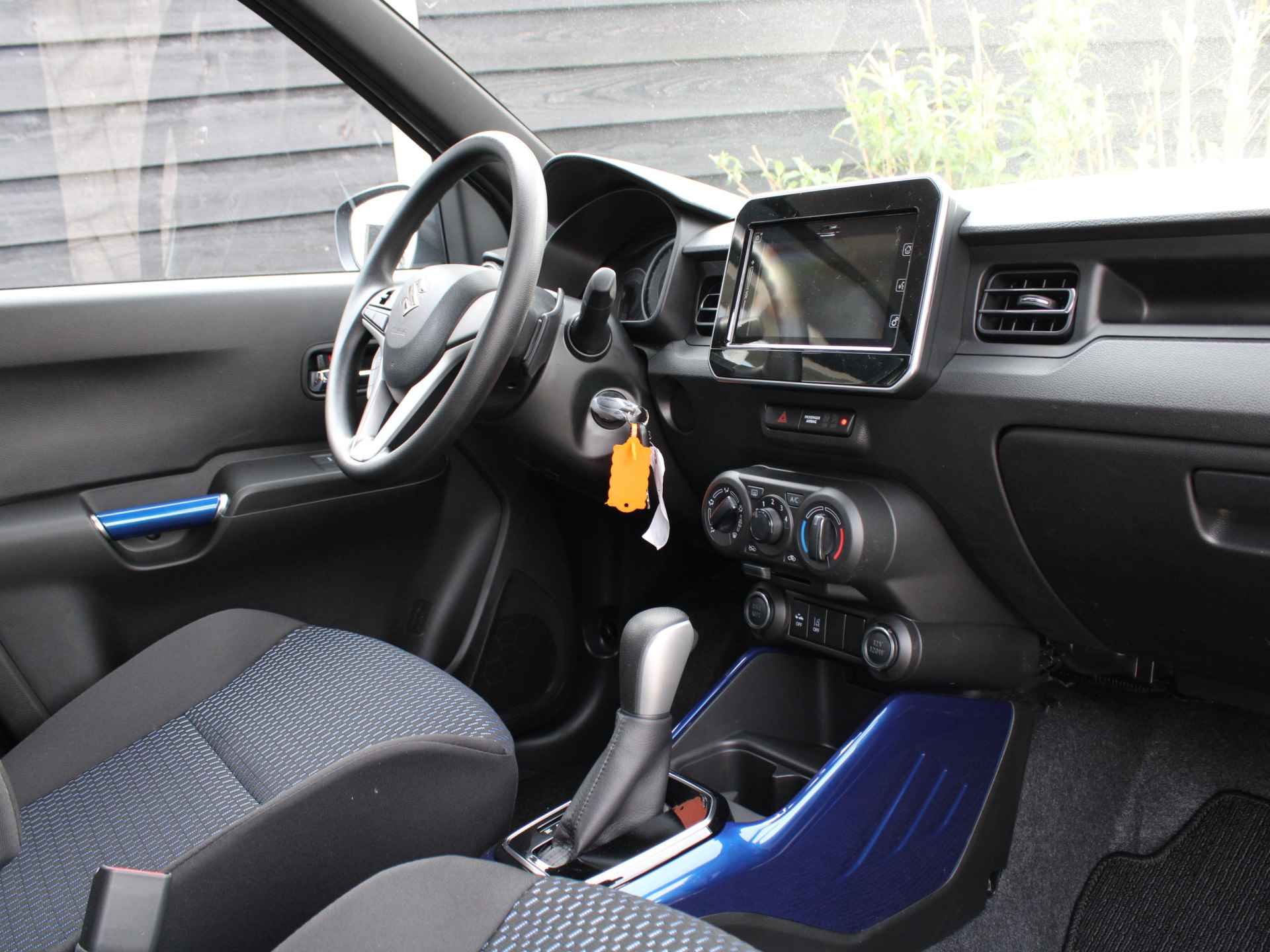 Suzuki Ignis 1.2 Smart Hybrid 83PK Select CVT Automaat Nieuw 6 jaar garantie!, Achteruitrij Camera, Airconditioning, Stoelverwarming, Lichtmetalen velgen - 30/36