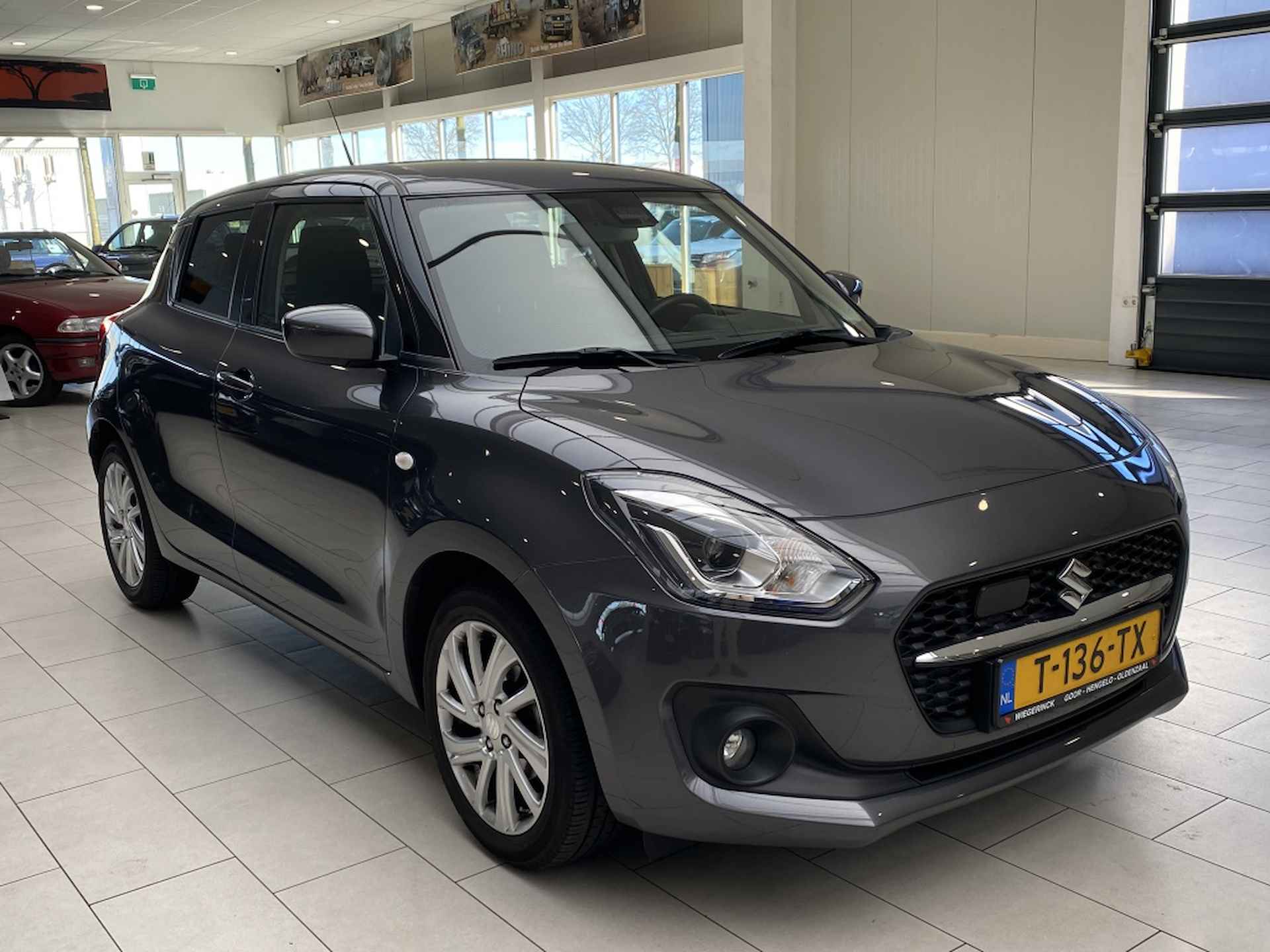 Suzuki Swift 1.2 Select SmartHyb [ CAMERA I APPEL/ANDROIT CARPLAY & AIRCO ] - 25/26