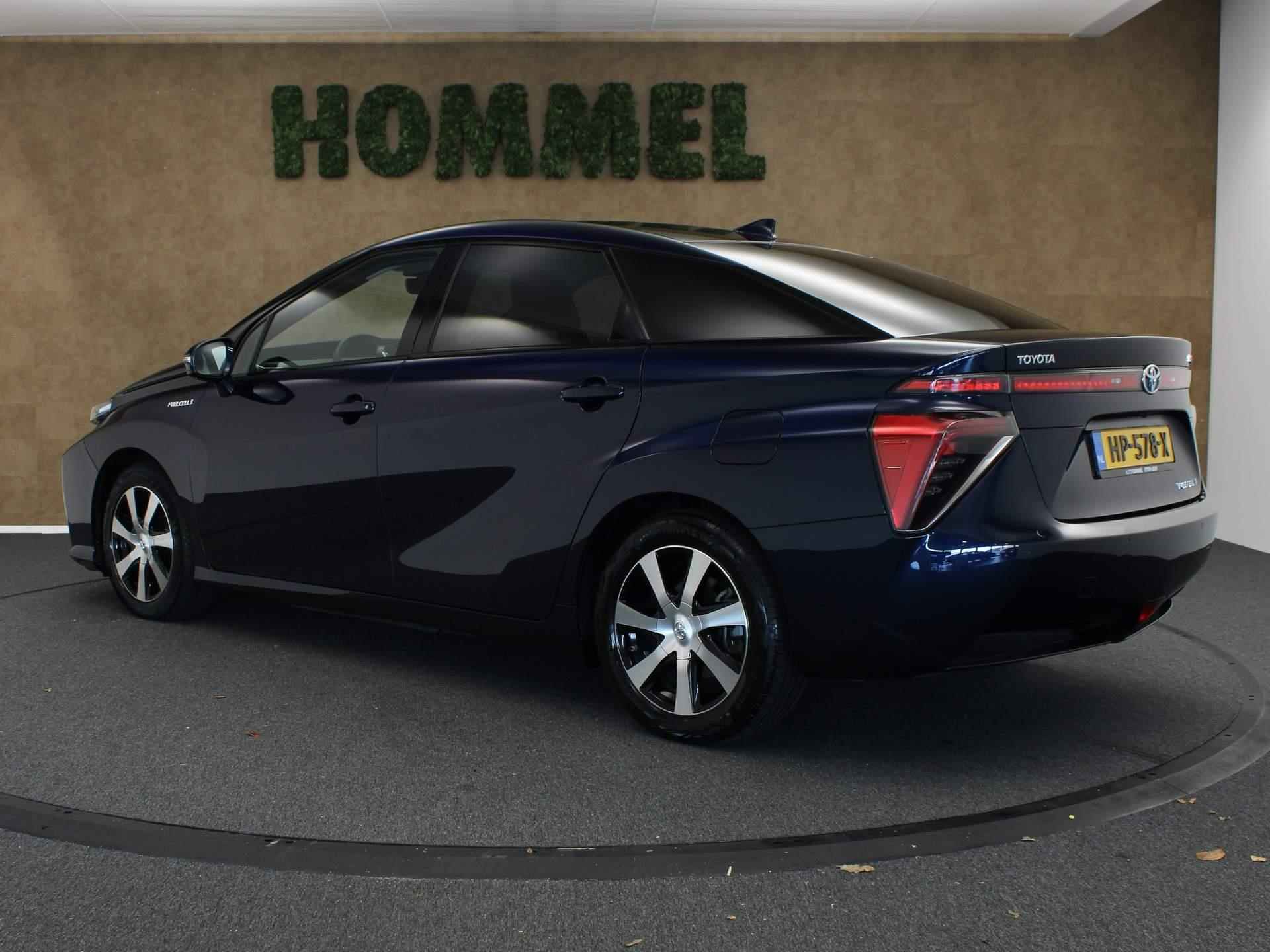 Toyota Mirai FCV Executive - ORIGINEEL NEDERLANDSE AUTO - DEALER ONDERHOUDEN - STOEL- EN ACHTERBANKVERWARMING - STUURVERWARMING - ZEER RIJK UITGERUSTE AUTO! - 10/29